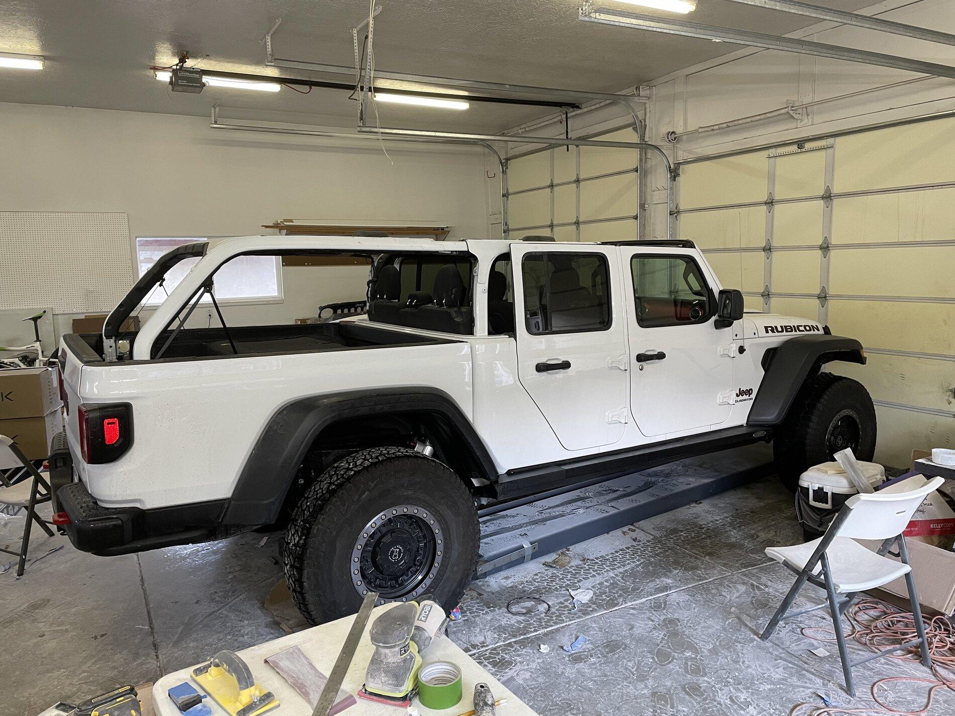 Jeep Gladiator Jeep Wagoneer / Spartan Build [7 Seater Gladiator] File_049