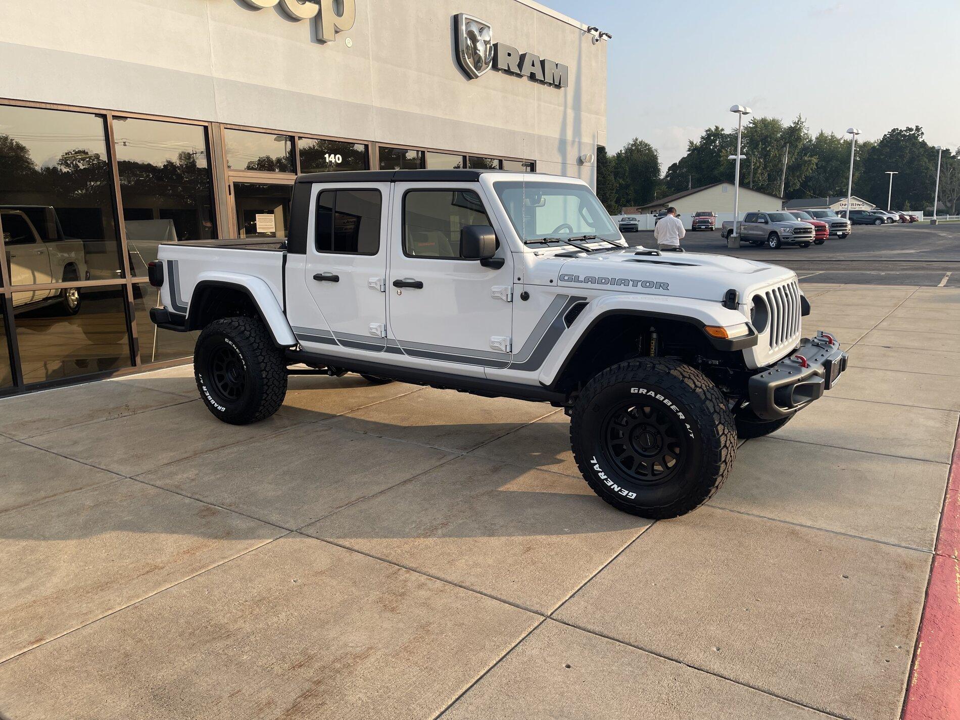 Jeep Gladiator Took Delivery of Your JT? Sign in Here! 7813249C-8A5C-4838-A9D6-DB711FC62957