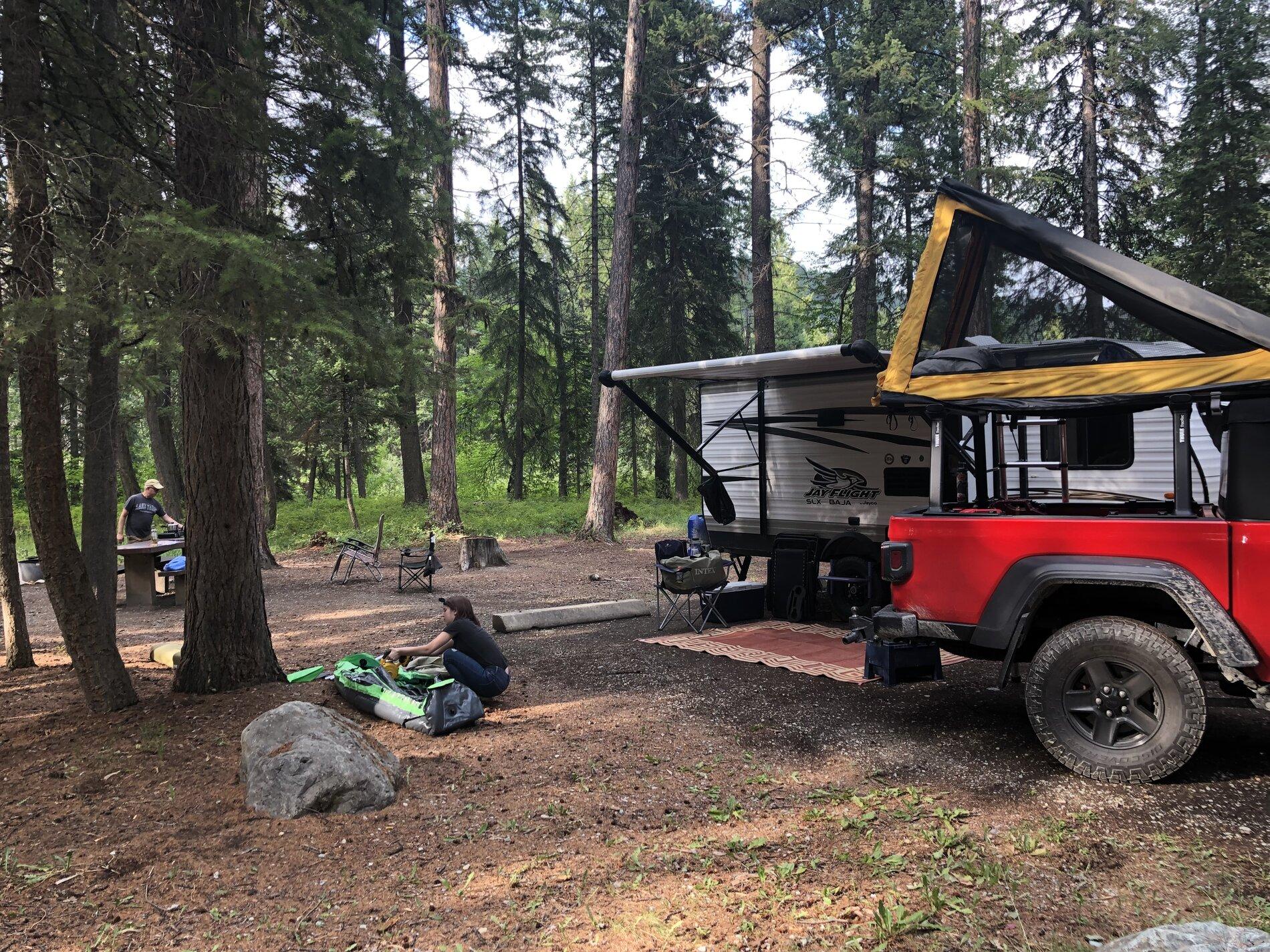 Jeep Gladiator Are most Overlanding rigs overweight? 976441AF-E236-4241-B481-CF994BD2C620