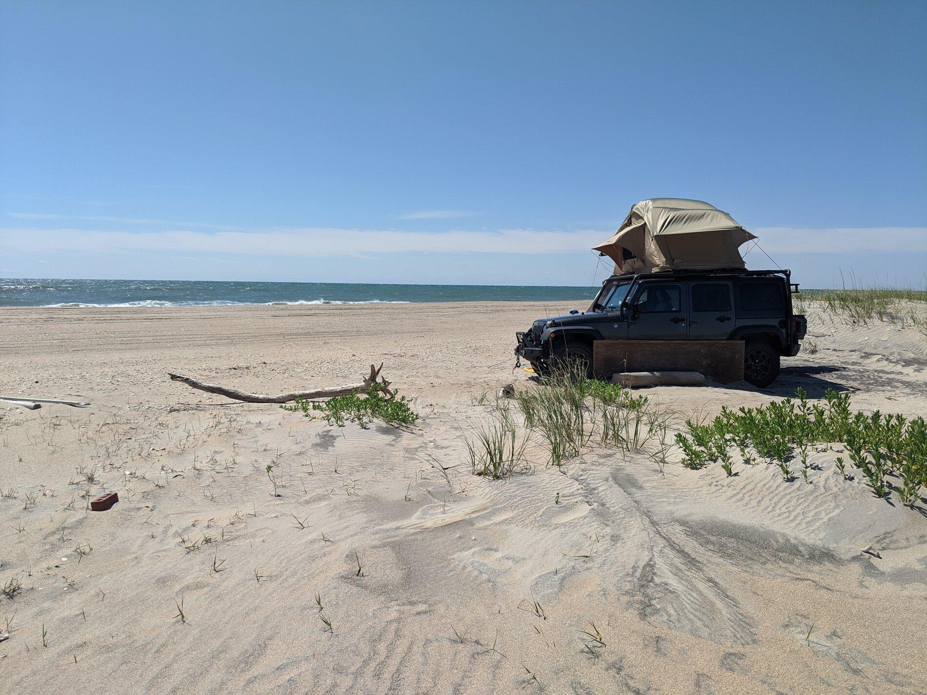 Jeep Gladiator Beach camping 1631222108133