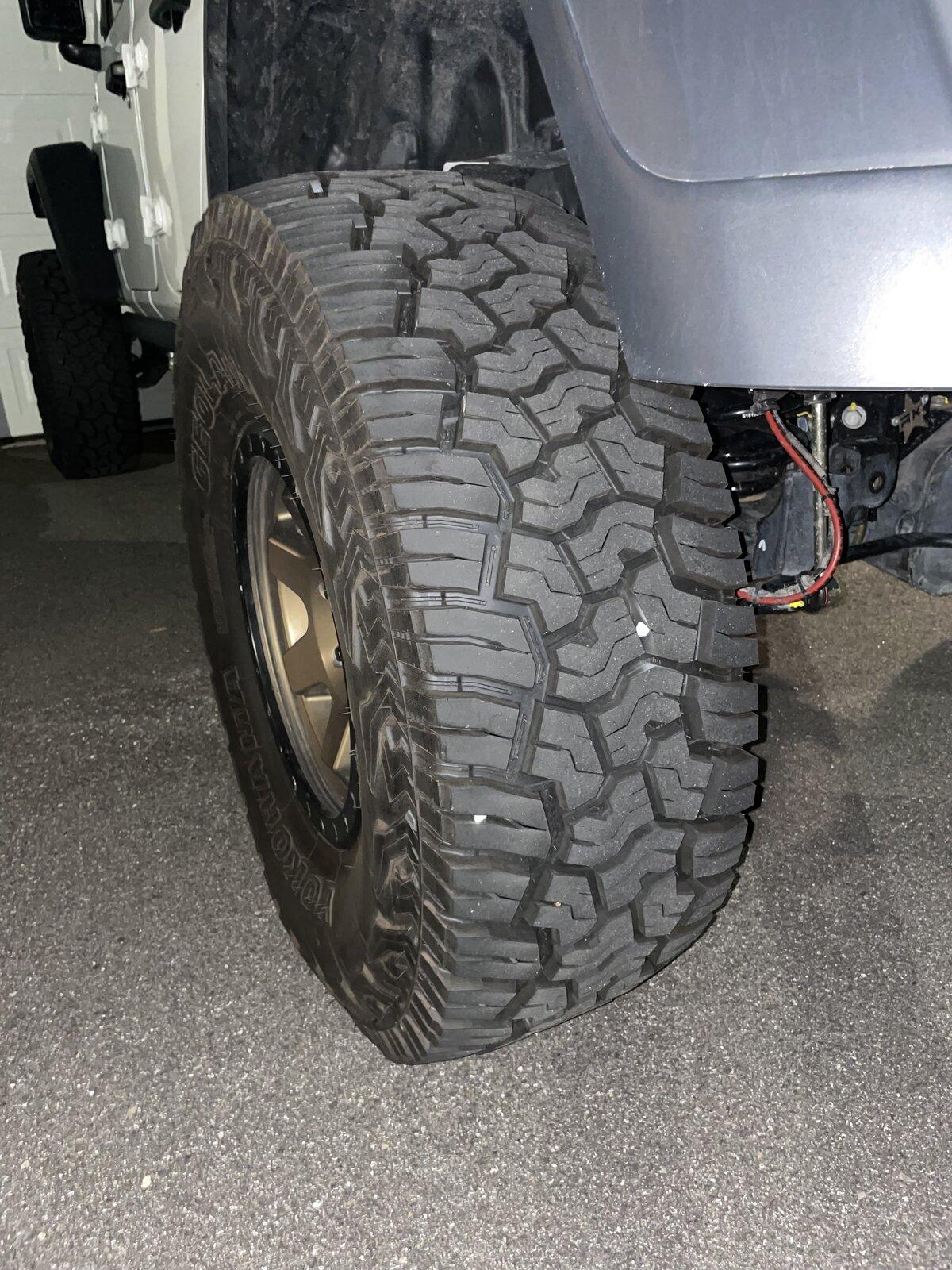 Jeep Gladiator Geolandar X-AT 37x13.50r17 23623C05-AEF5-422A-9959-754F6CC136C7