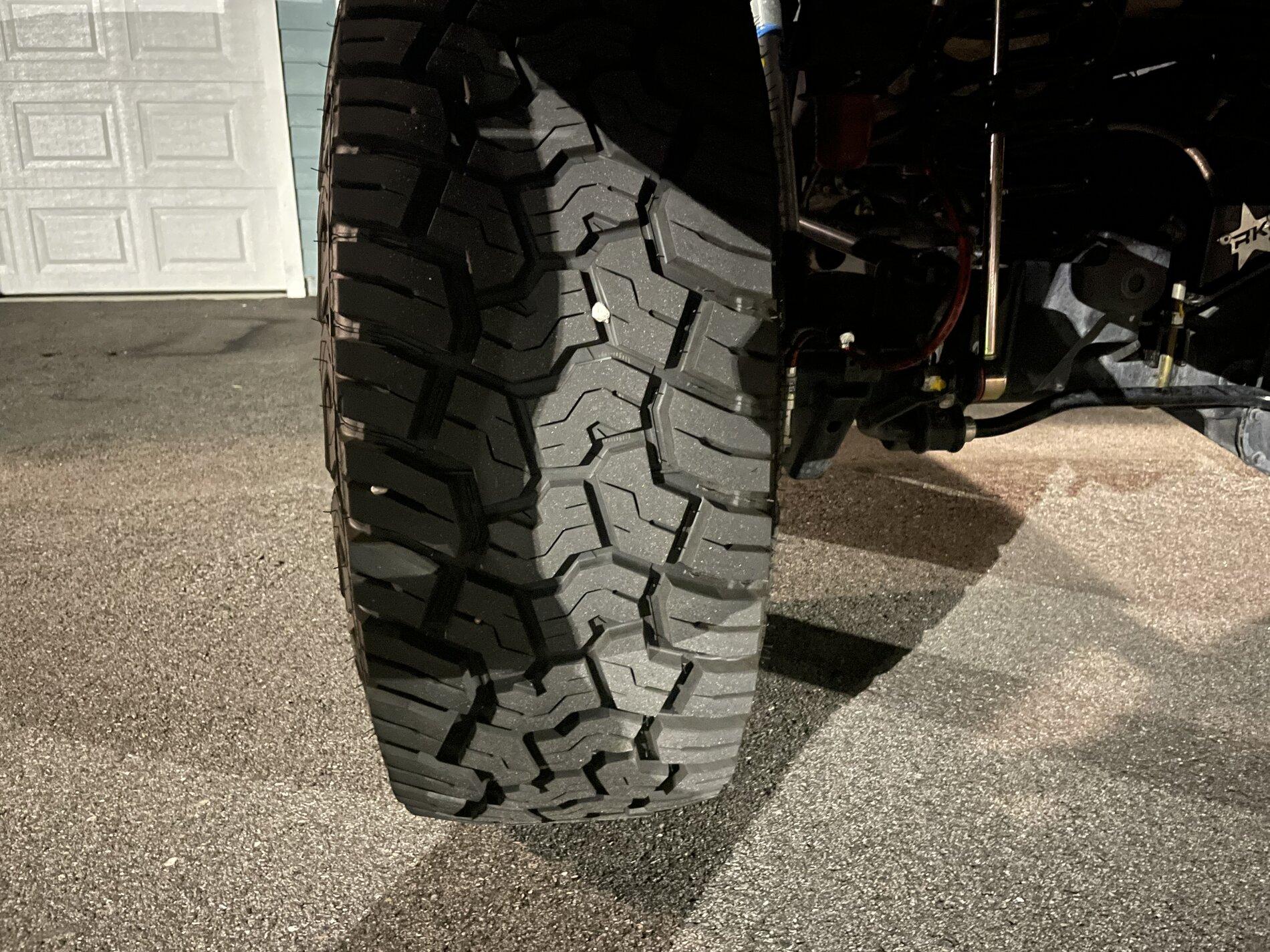 Jeep Gladiator Geolandar X-AT 37x13.50r17 8EE6796E-5E0C-4D43-B964-CF5F9C2C44D8