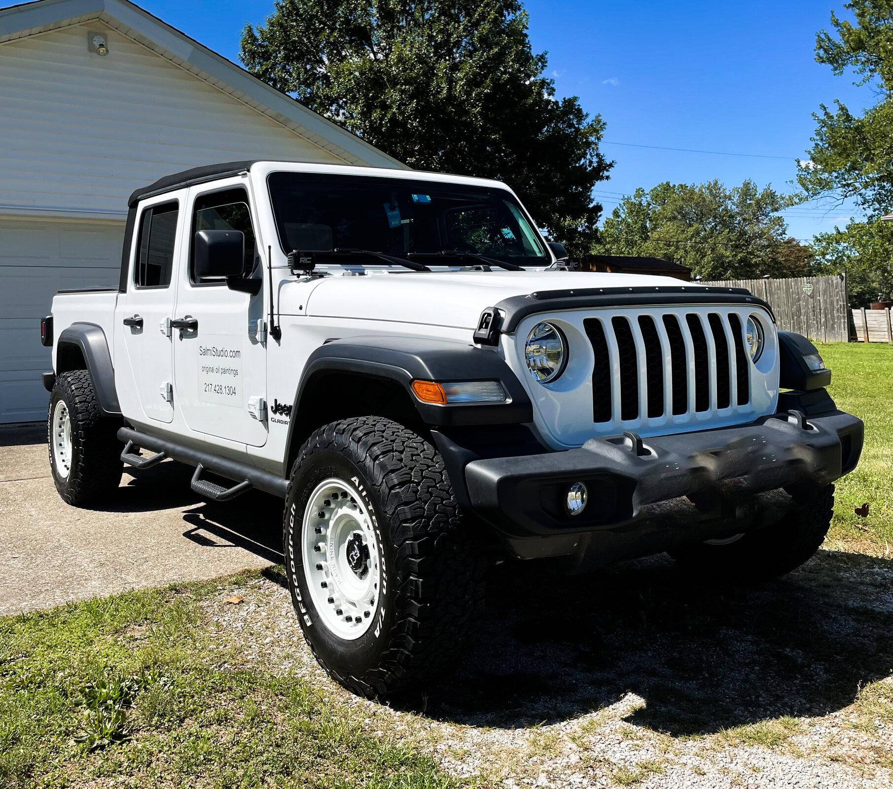 Jeep Gladiator The Philistine thread - non-lifted Gladiators and not likely to be, either C1C418B2-1718-43FC-A650-FC0FB8795A14