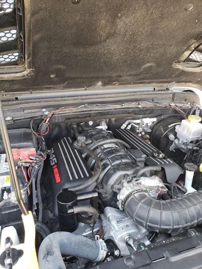 Jeep Gladiator 5.7 Hemi install 345