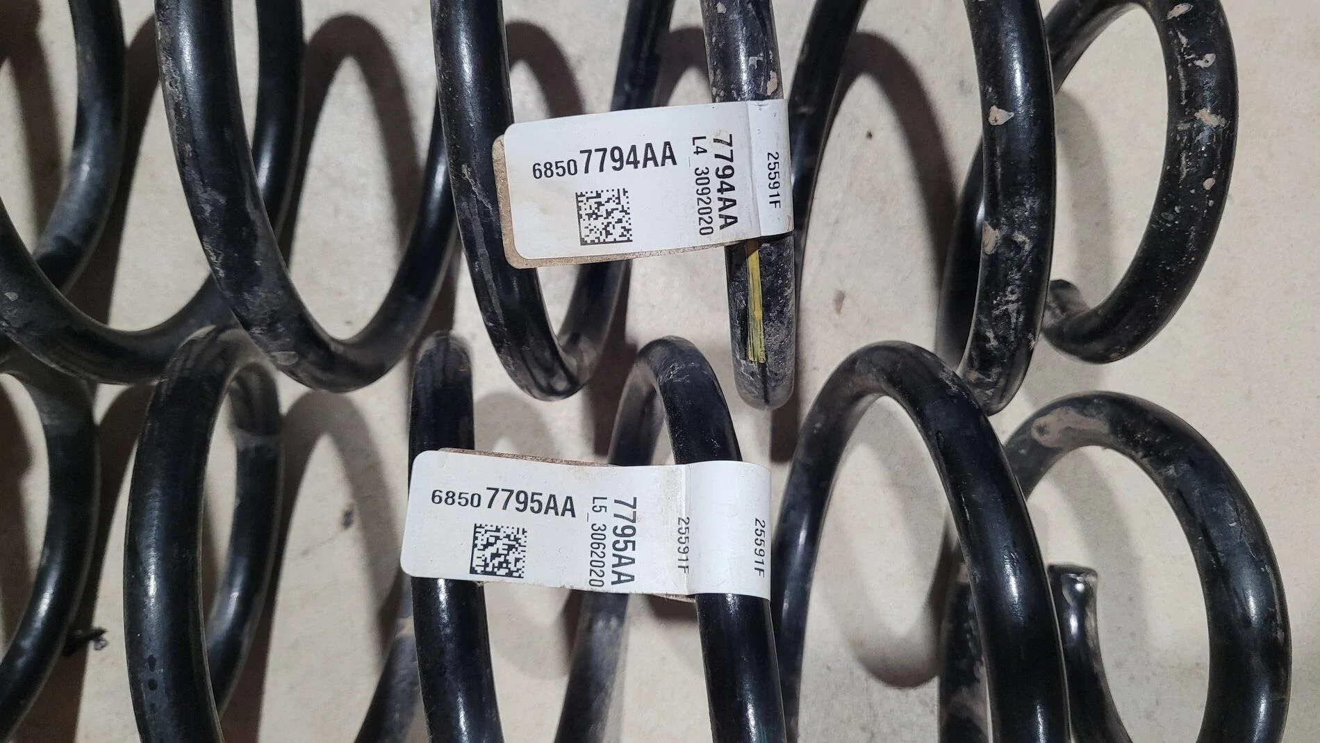 Jeep Gladiator Rubicon vs Overland Front Spring Rates 20210912_082633
