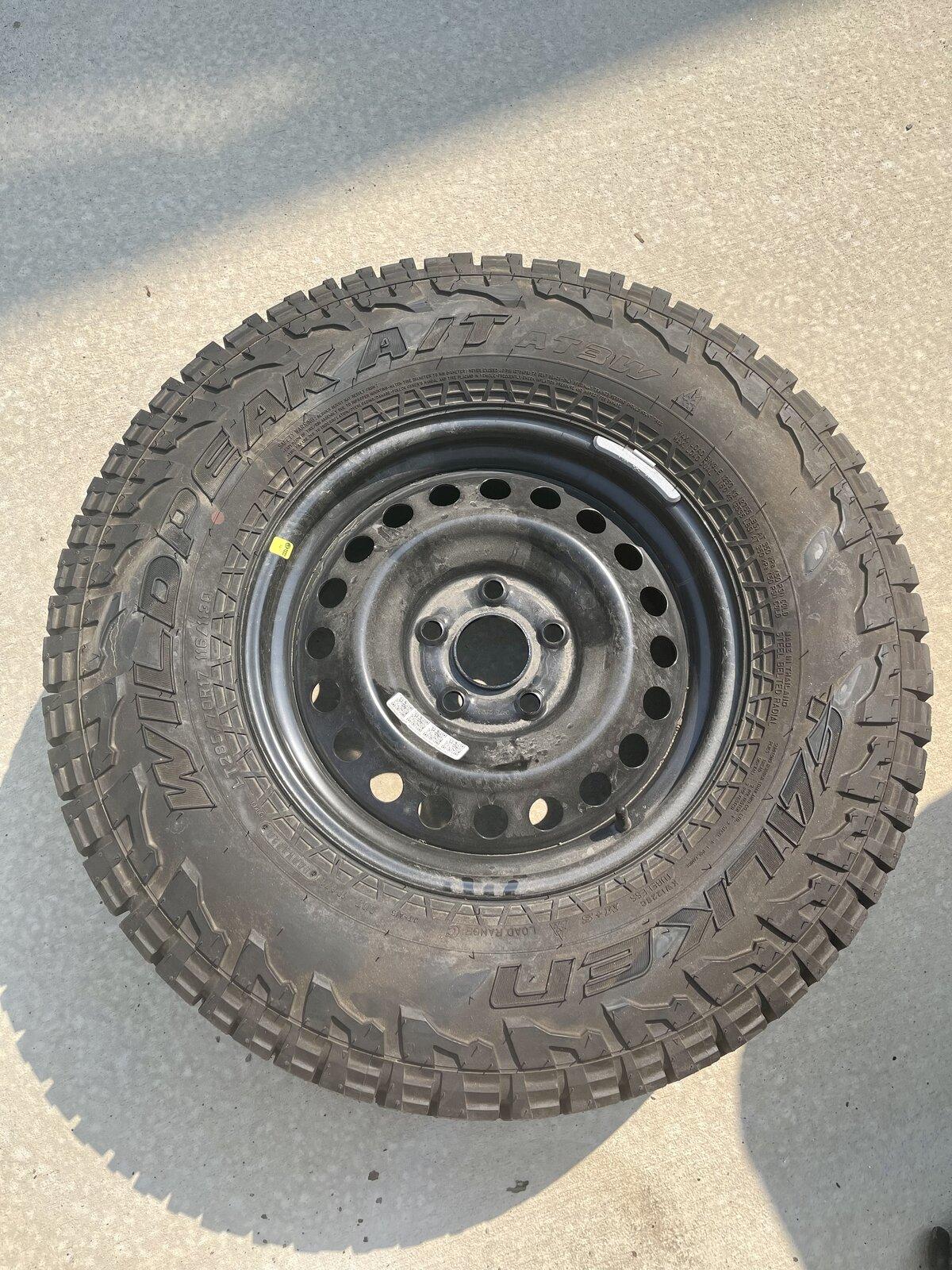 Jeep Gladiator For Sale - Gladiator Rubicon Take-off: Spare with New Falken Wildpeak A/T 8ED51C29-13CB-4298-95CB-4610FF75CE9E