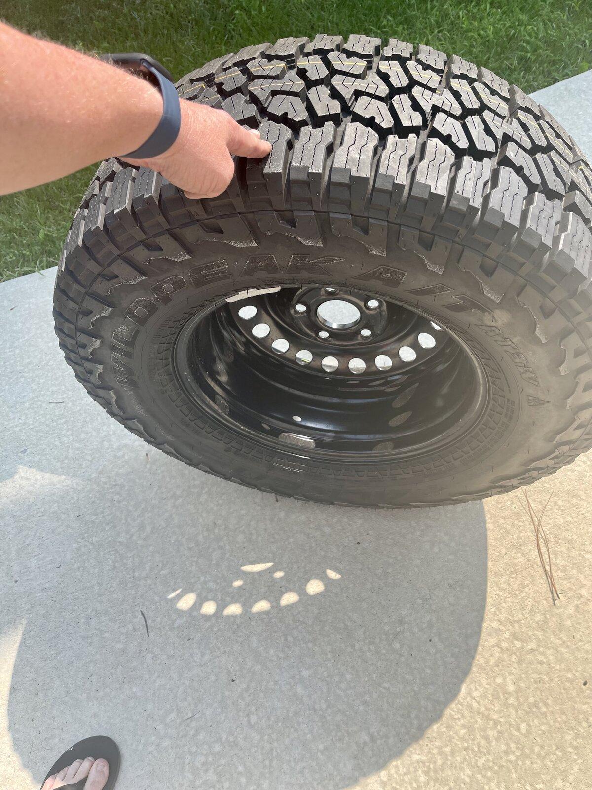 Jeep Gladiator For Sale - Gladiator Rubicon Take-off: Spare with New Falken Wildpeak A/T 913AAB0A-8002-483E-8085-64A04441BCC3