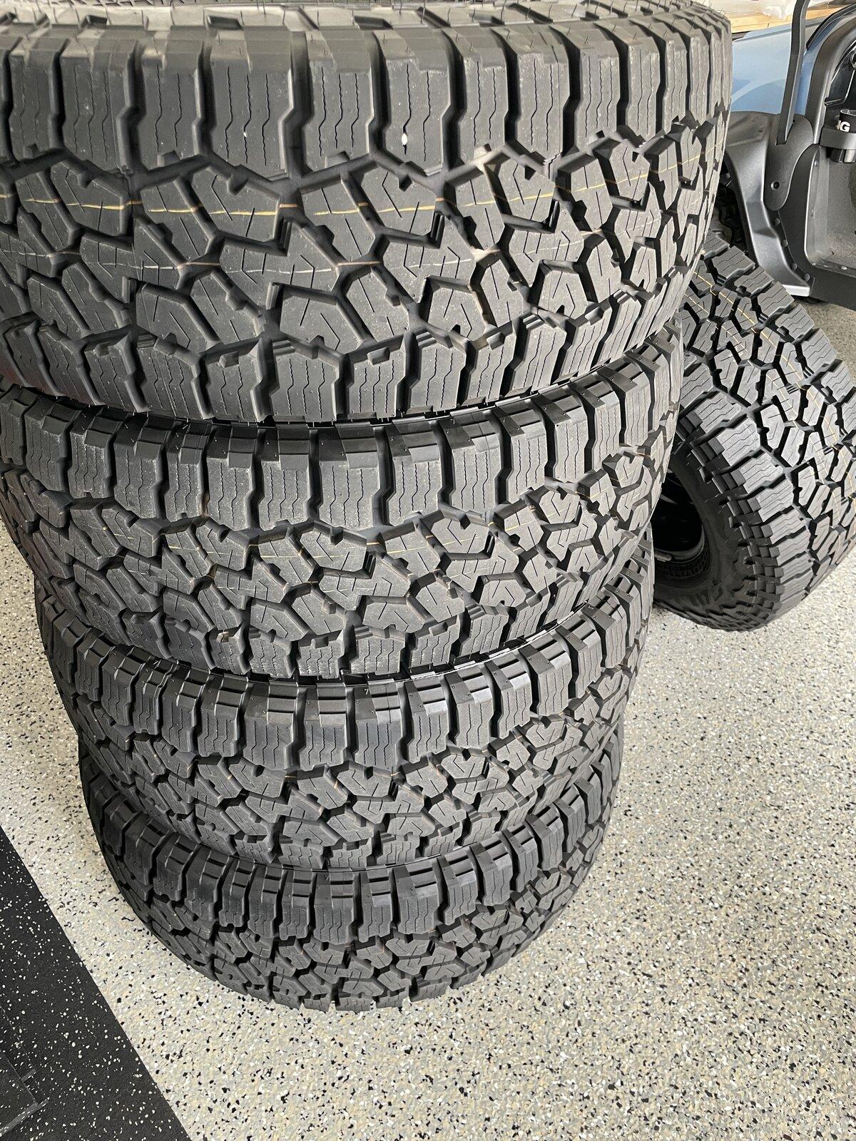 Jeep Gladiator 2021 Mojave Take Off Wheels/Tires + Spare IMG_4671.JPG