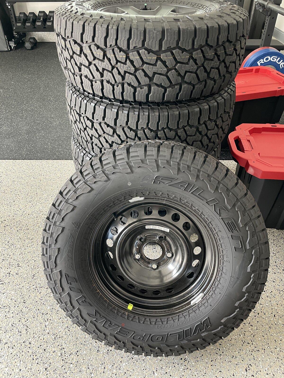 Jeep Gladiator 2021 Mojave Take Off Wheels/Tires + Spare IMG_4672.JPG