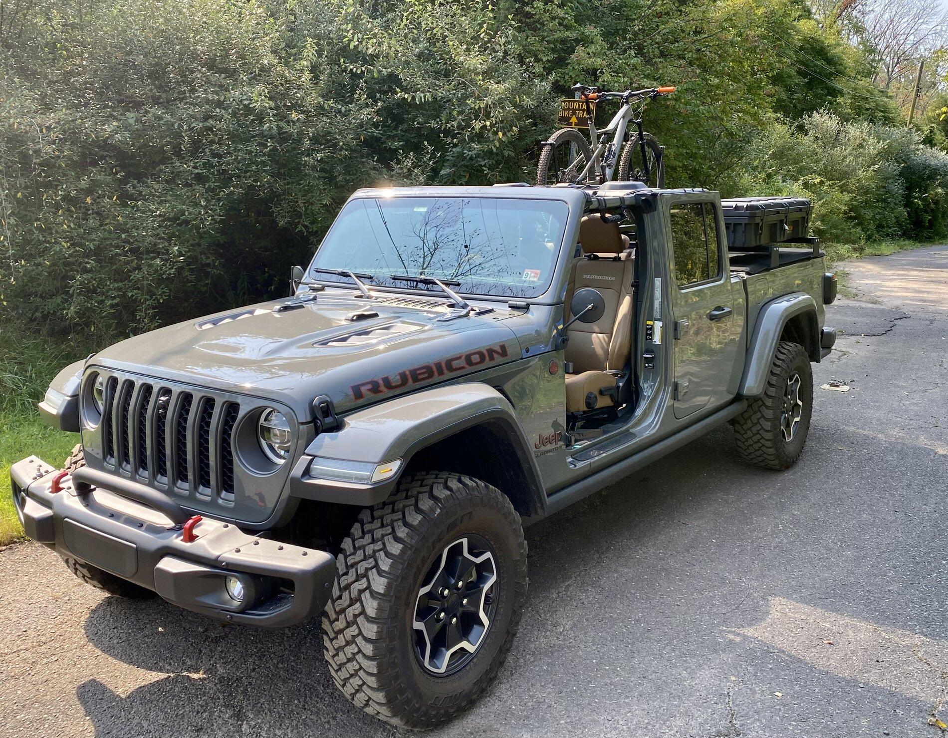 Jeep Gladiator Mountain Bikes - How are you guys carrying them?? E8221044-3F53-46C6-A37C-D39F5914FF0D
