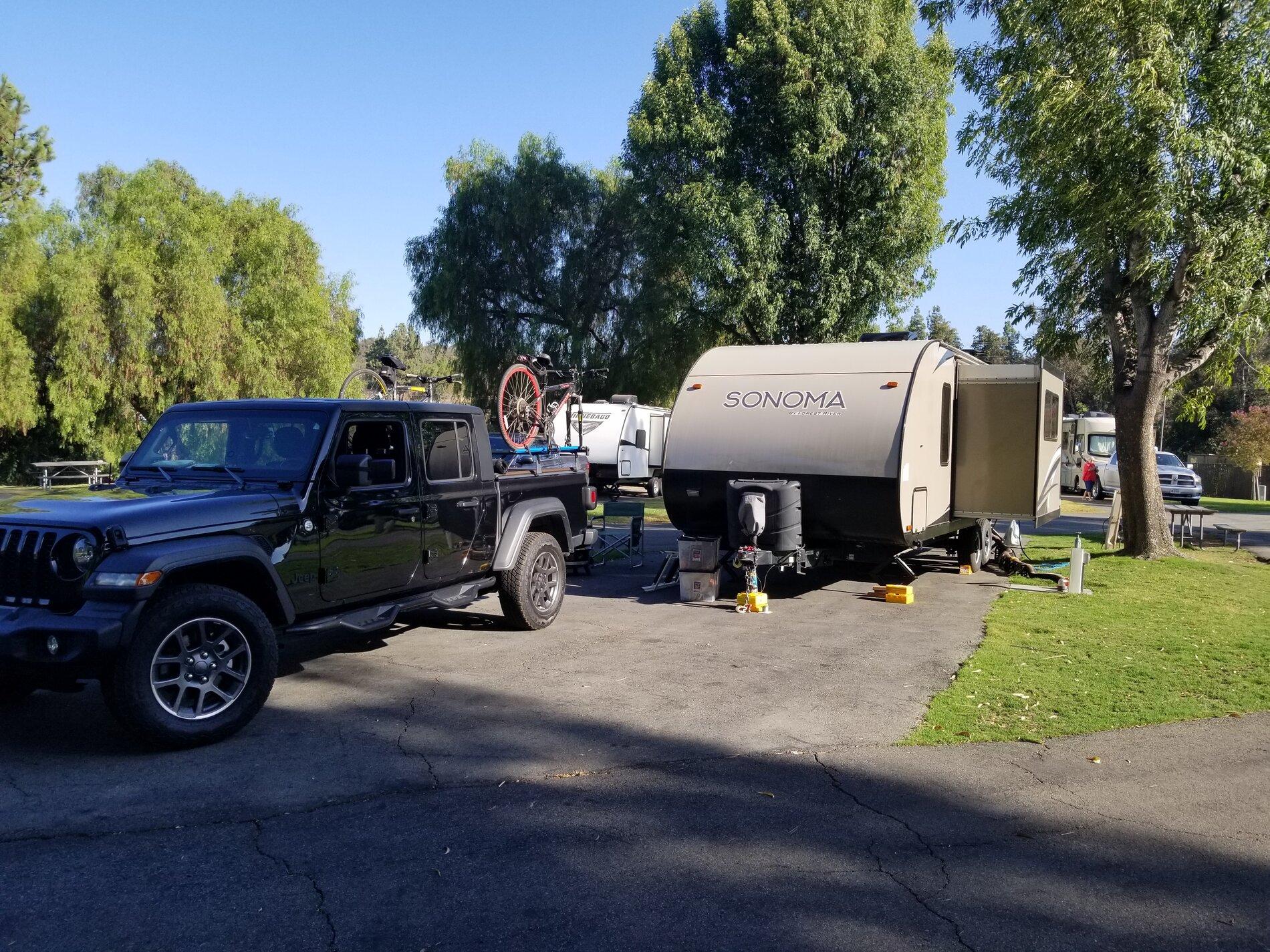 Jeep Gladiator So, what is everybody towing? 20210910_163625