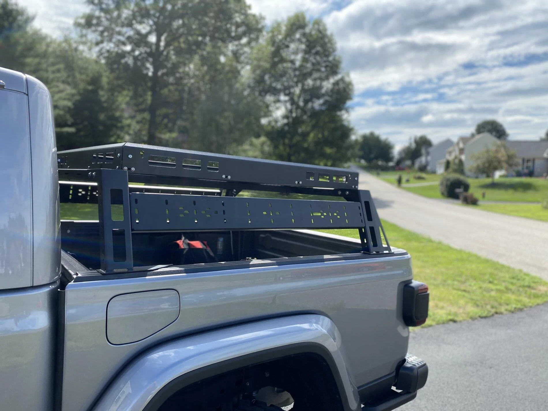 Jeep Gladiator JCR half rack w/cargo basket E3990C88-5F52-4035-A637-CDE5A5ED9025
