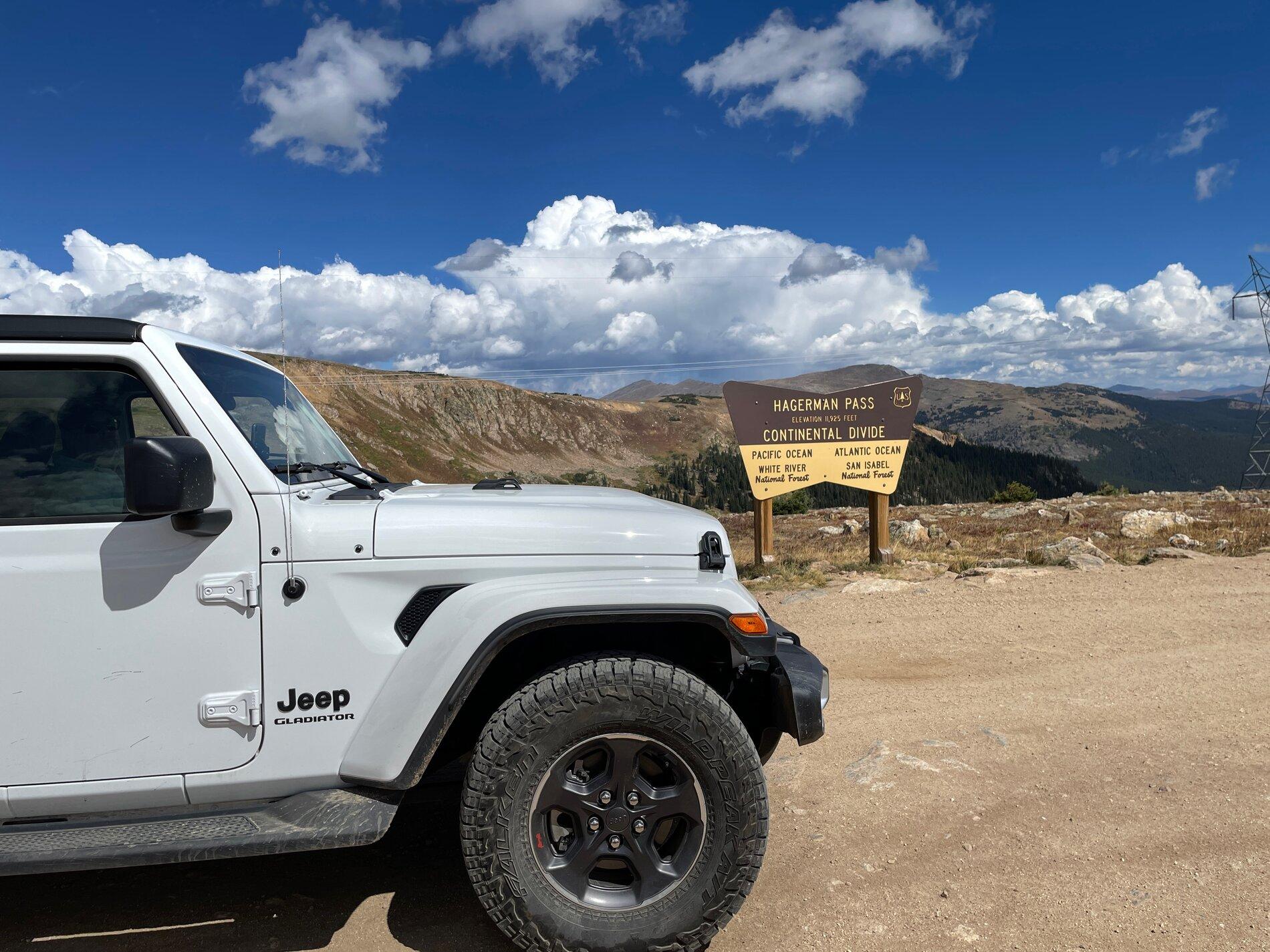 Jeep Gladiator Hagerman Pass, CO 7779012B-0846-4319-AAA9-96D514694EEB