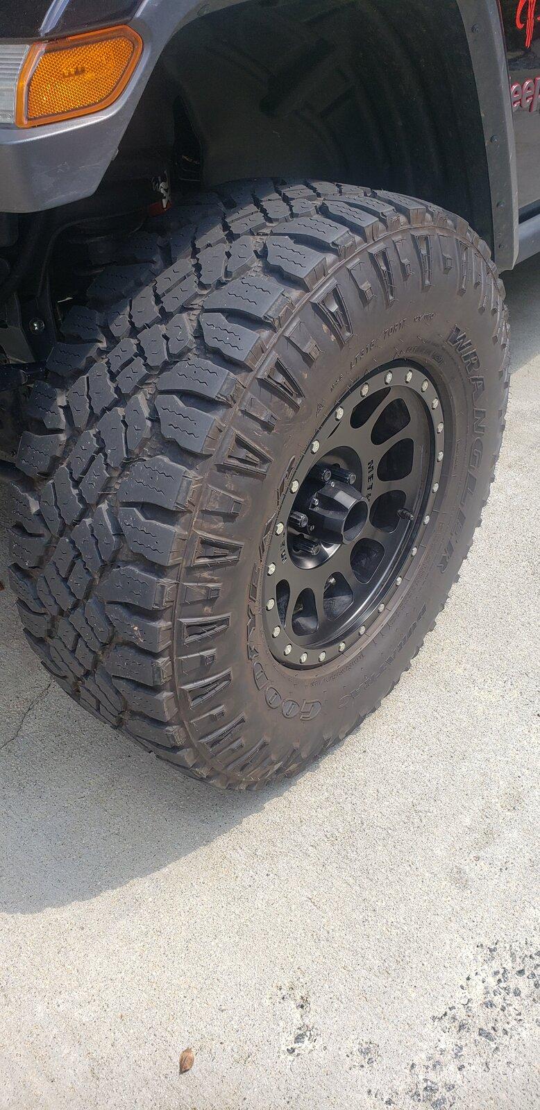 Jeep Gladiator four 315/70r17 Duratracs with 9,000 miles $800 OBO 20210913_133803