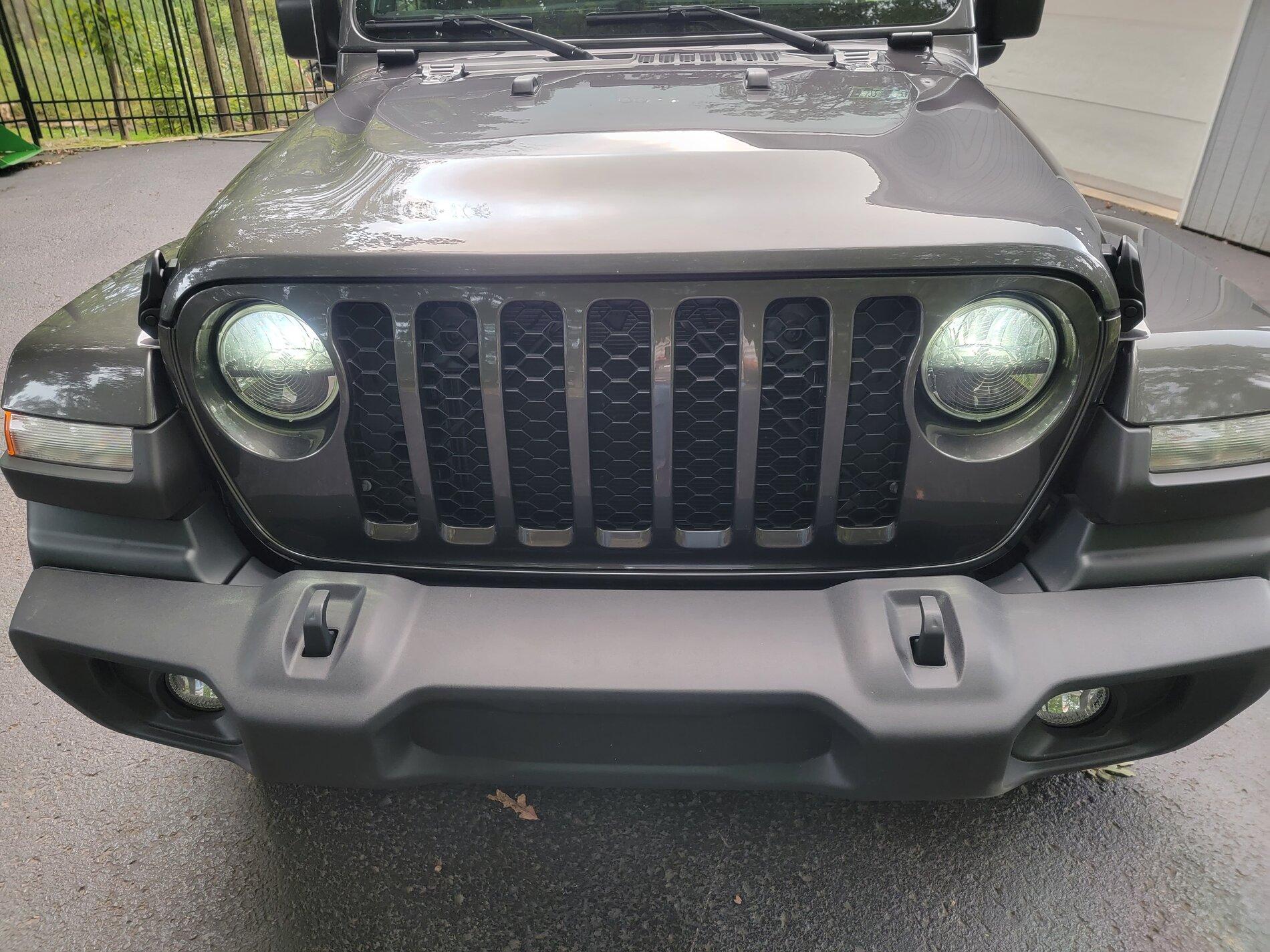 Jeep Gladiator 7" Heated Truck-lite LED malfunctioning on Sport S. 16315682047241253748834366489821