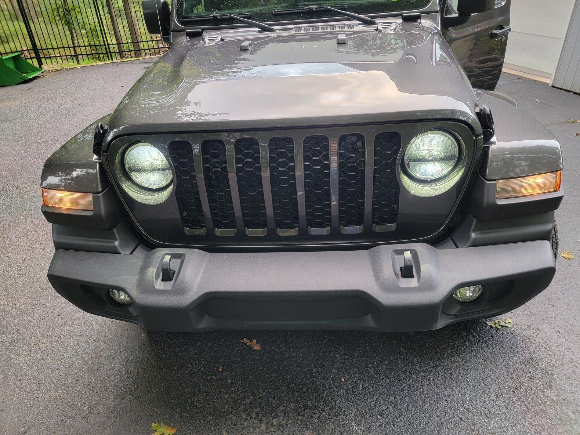 Jeep Gladiator 7" Heated Truck-lite LED malfunctioning on Sport S. 16315683350761619247975116845464