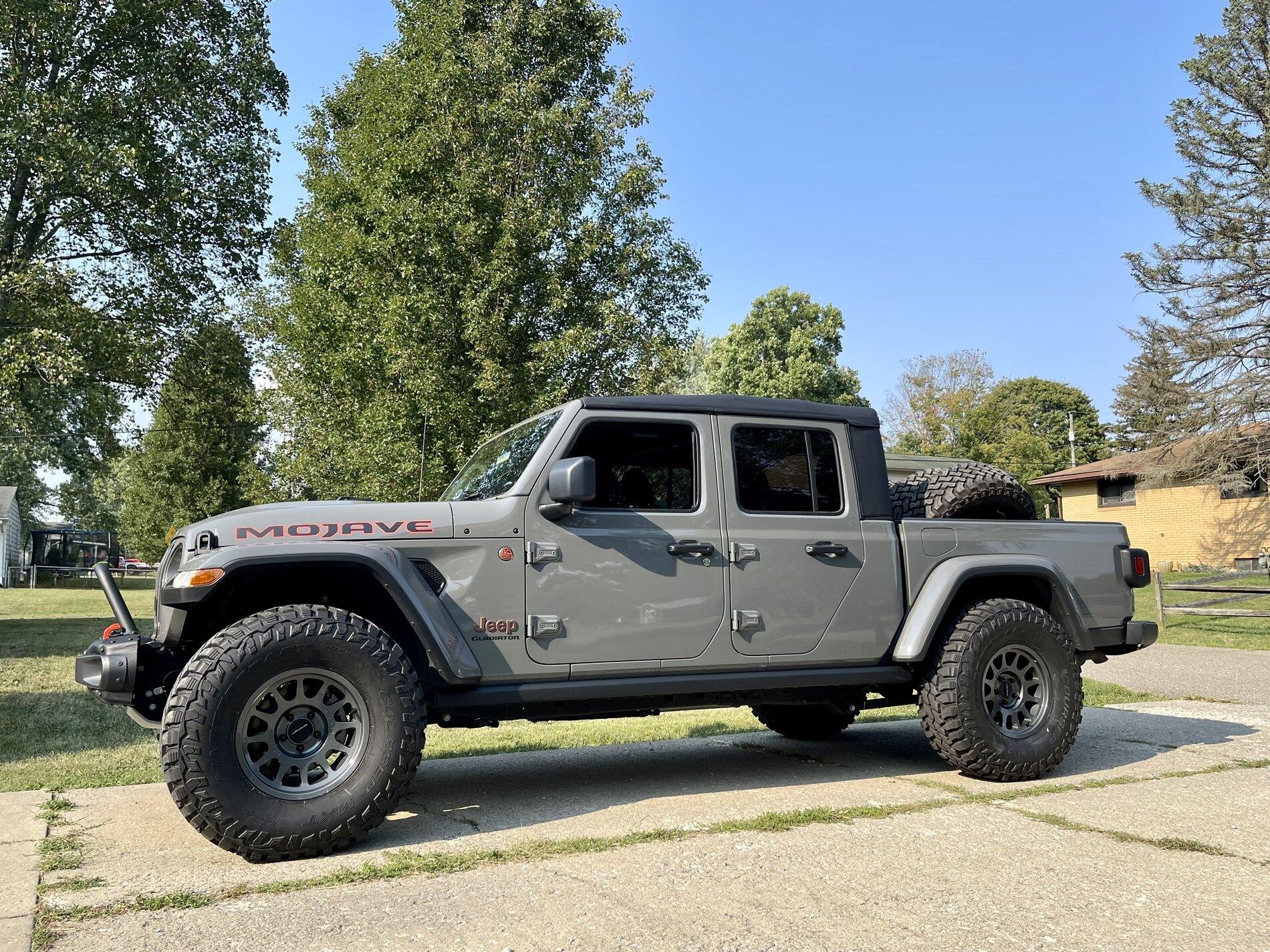 Jeep Gladiator Method 703 Gloss Tit 6A91E794-6FE8-4C63-A5FC-1441F321C029