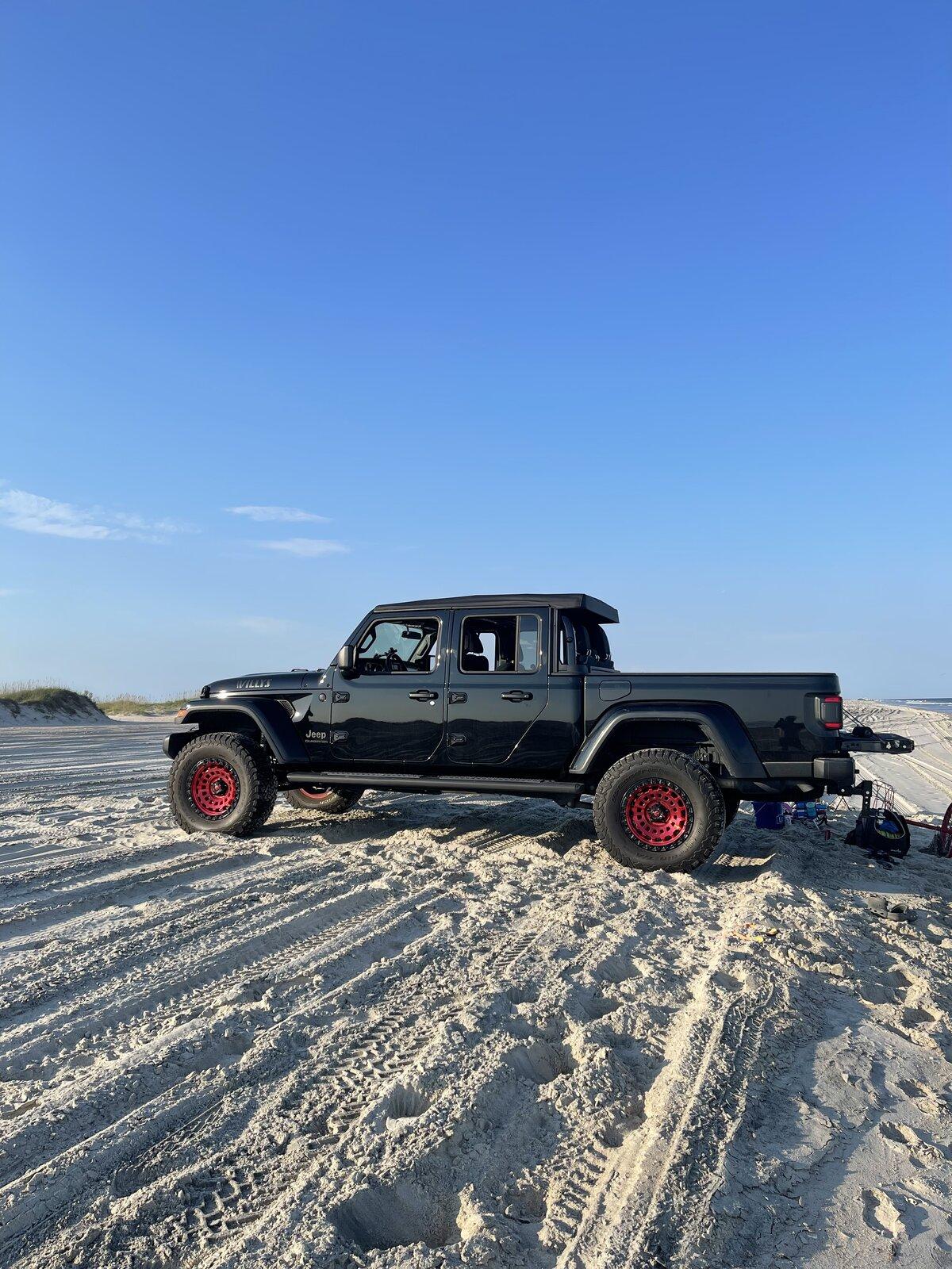 Jeep Gladiator What did you do WITH your Gladiator today? 604ADAC1-FA02-41AB-B856-A0A9CD1B9A38