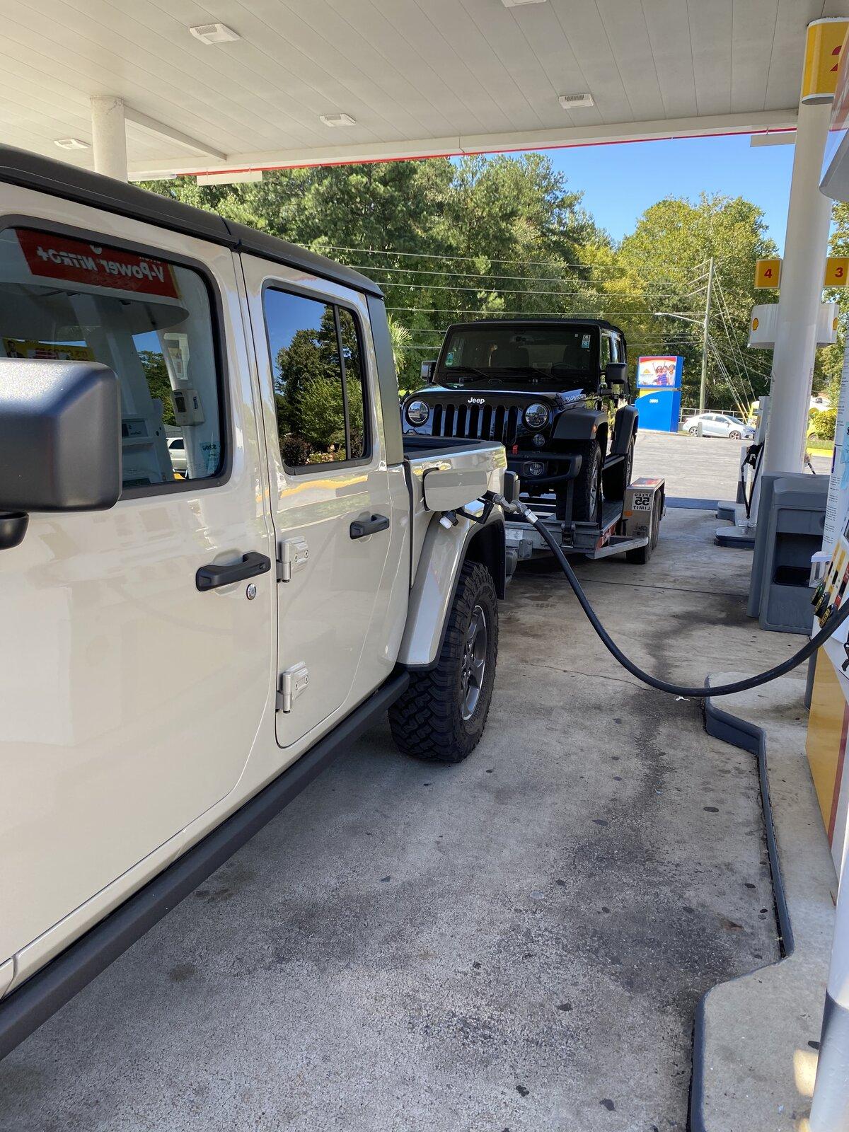 Jeep Gladiator First REAL towing with the Gladiator Overland --  4900 pounds tow load IMG_0153