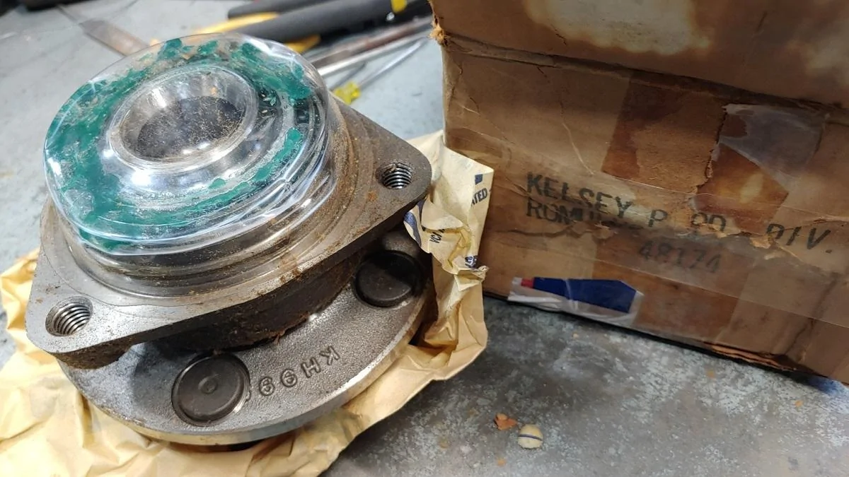 Jeep Gladiator "OLD SCHOOL"  manual hubs nos-hu