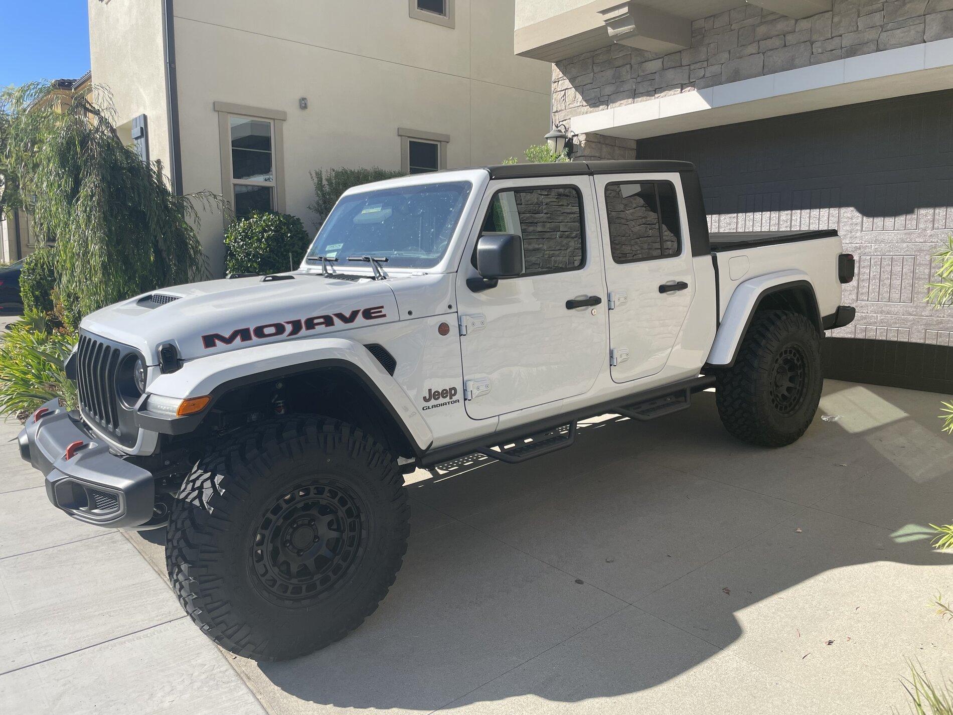 Jeep Gladiator MOJAVE Edition Gladiator JT Club 048FE4B3-F202-4FAC-B02C-7839AE0C0D80
