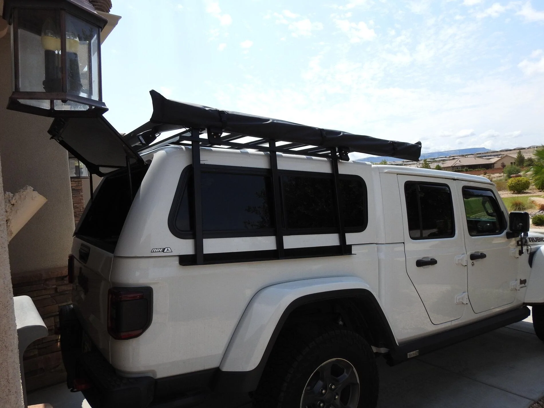 Jeep Gladiator Pic request: bed topper / rack with doors and roof off? DSCN3622 (3)