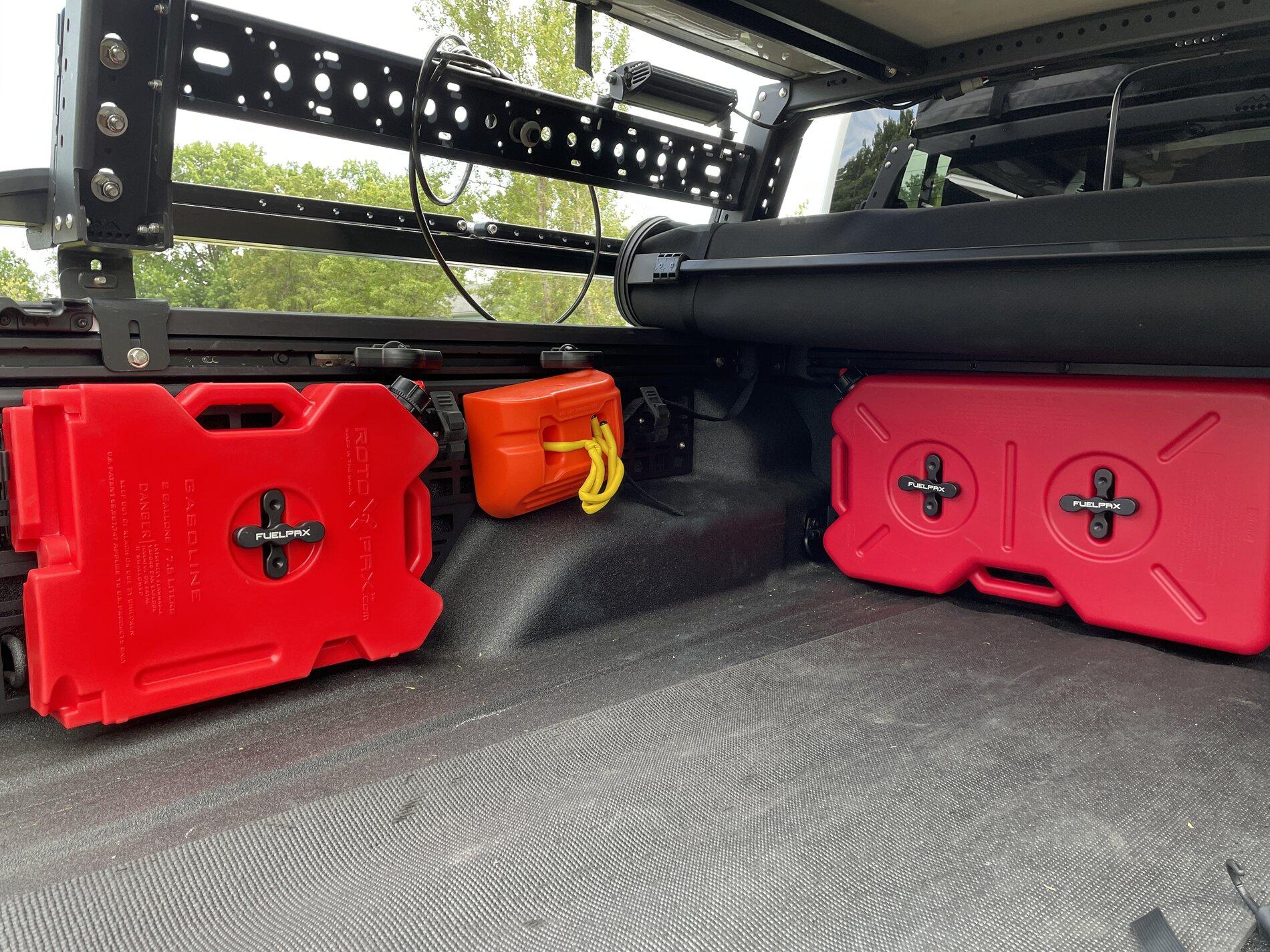 Jeep Gladiator 813 Fabrication & Design Full Bed Side MOLLE Panels IMG_7497.JPG