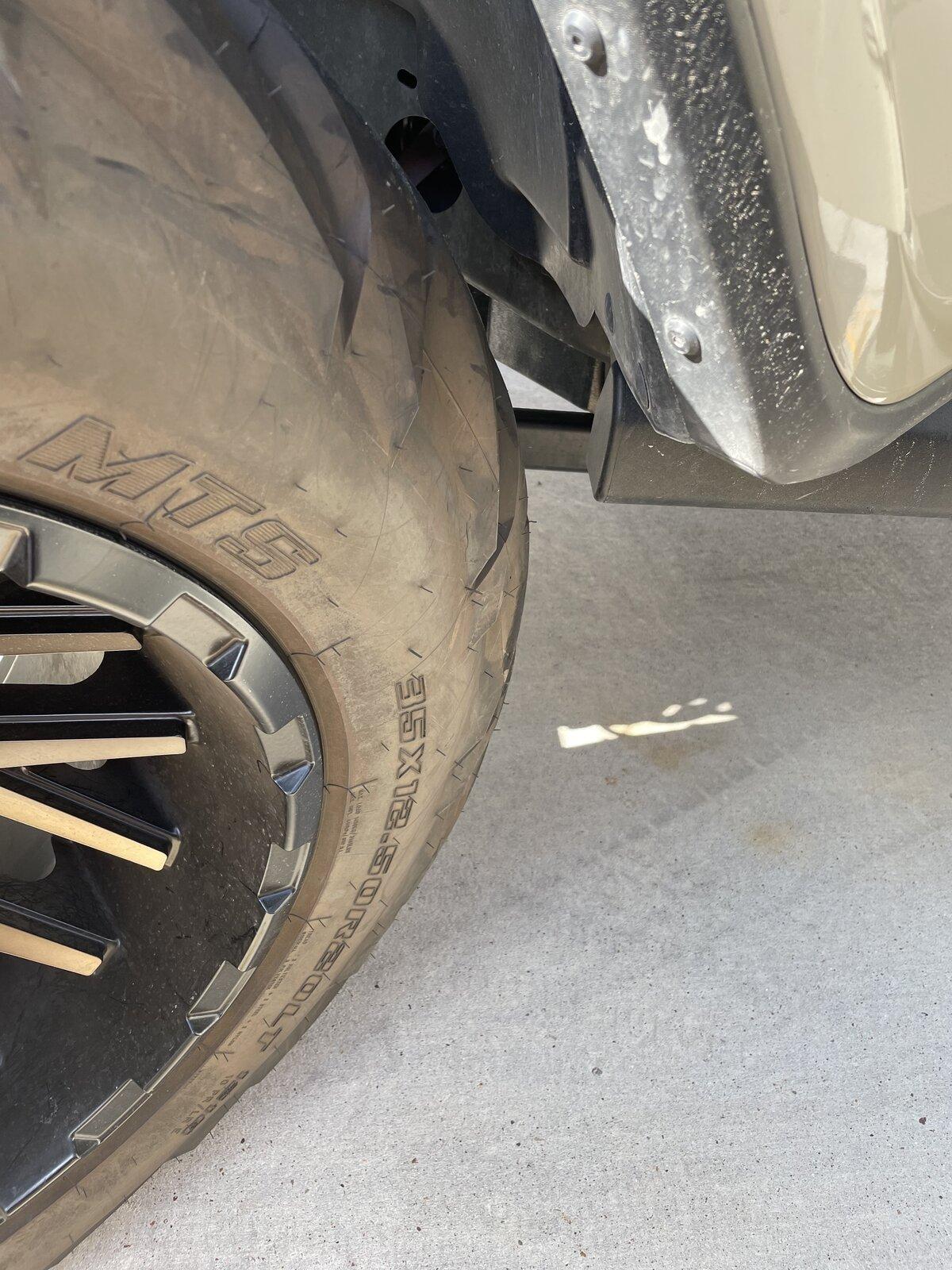 Jeep Gladiator Advice for adding an extra 1/2”-1” 92DE0927-EBA7-4D4D-A5A8-08D8EB51C252