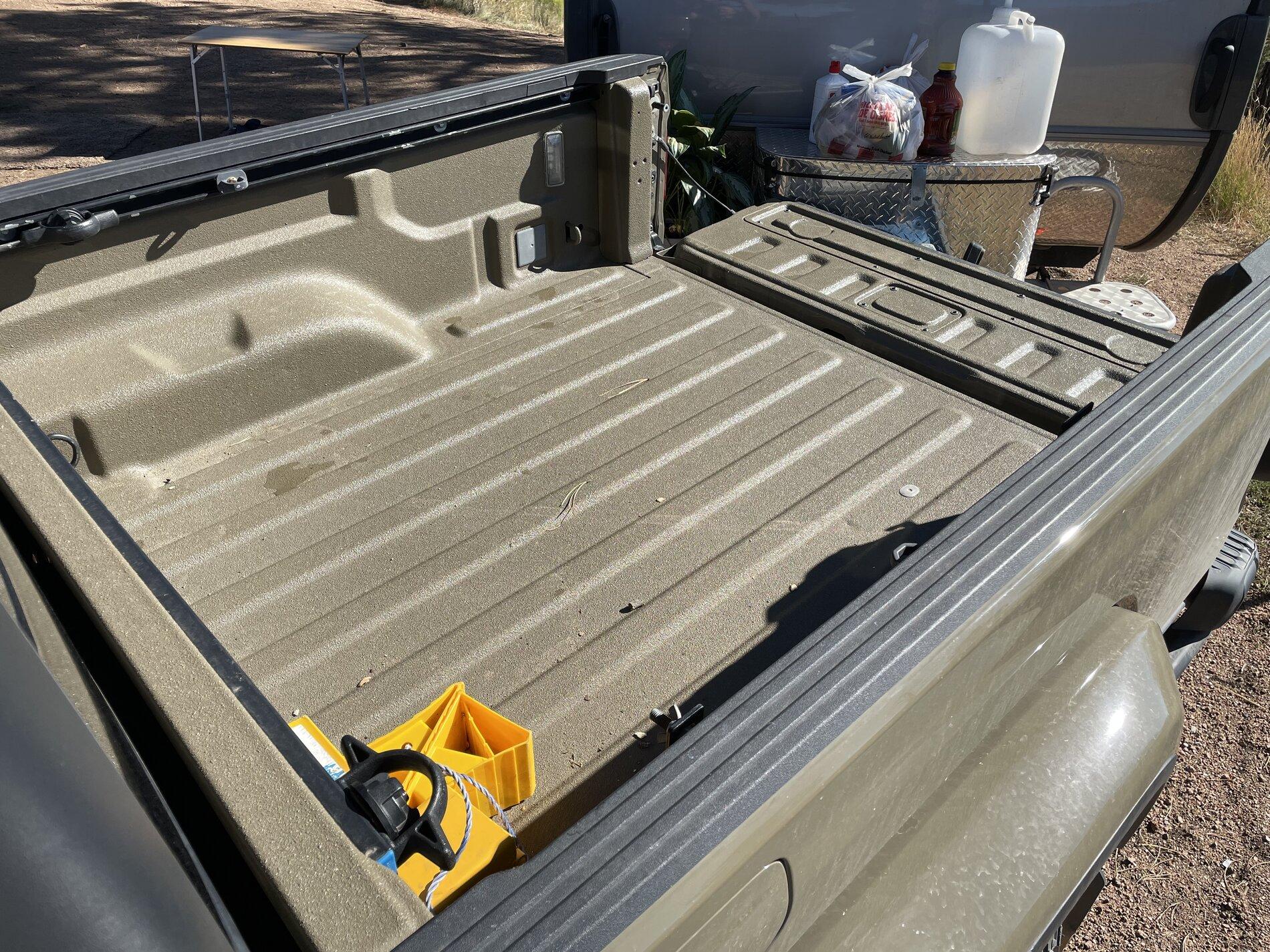 Jeep Gladiator Color matched bed liner D5D2FCD0-C012-4D60-A42C-0FD45D817391