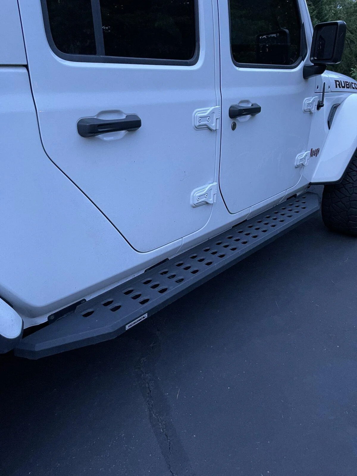 Jeep Gladiator Go Rhino boards RB20 Bedline 6B6C67DE-CEFE-4A3F-8320-2FAE43A7D075