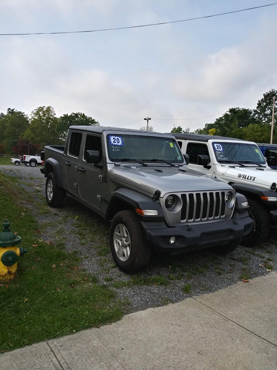 Jeep Gladiator My Jeep Stealership Is Pretty Unique thumbnail_20210915_095028_HDR