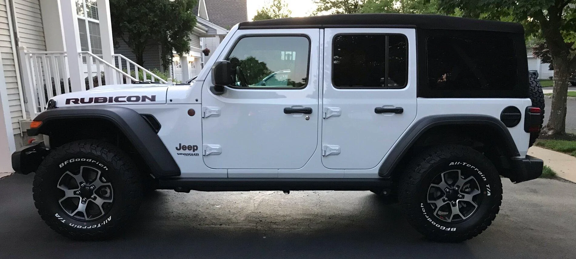 Jeep Gladiator Jeep Performance Parts (JPP) Introduces New Half Doors For Gladiator (as Part of Dual-Door Group) 64EE12E8-00C1-4387-B1EC-72053BF35CBE