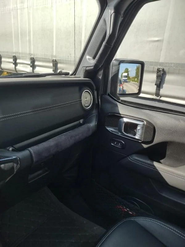 Jeep Gladiator Carbon fiber interior trims 4