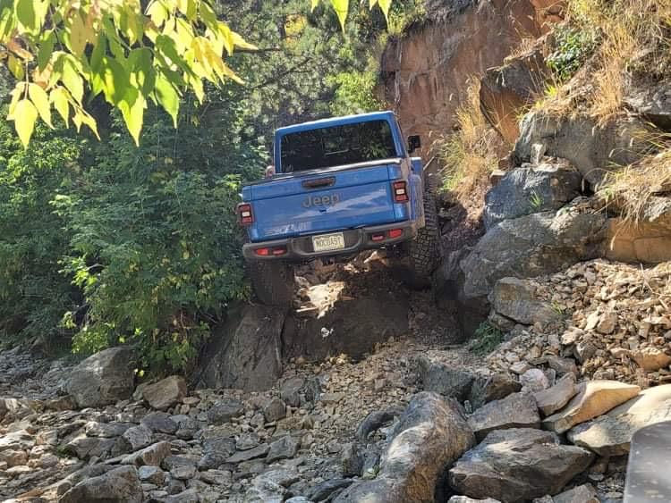 Jeep Gladiator Rock crawling the JTRD (Rubicon Diesel) in South Dakota CF6AE27D-1CD5-4DF7-8A77-A372346EF78C