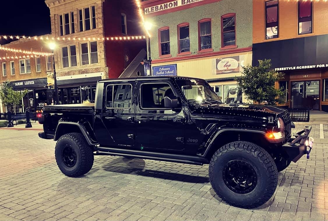 Jeep Gladiator BLACK Gladiator JT Club jee