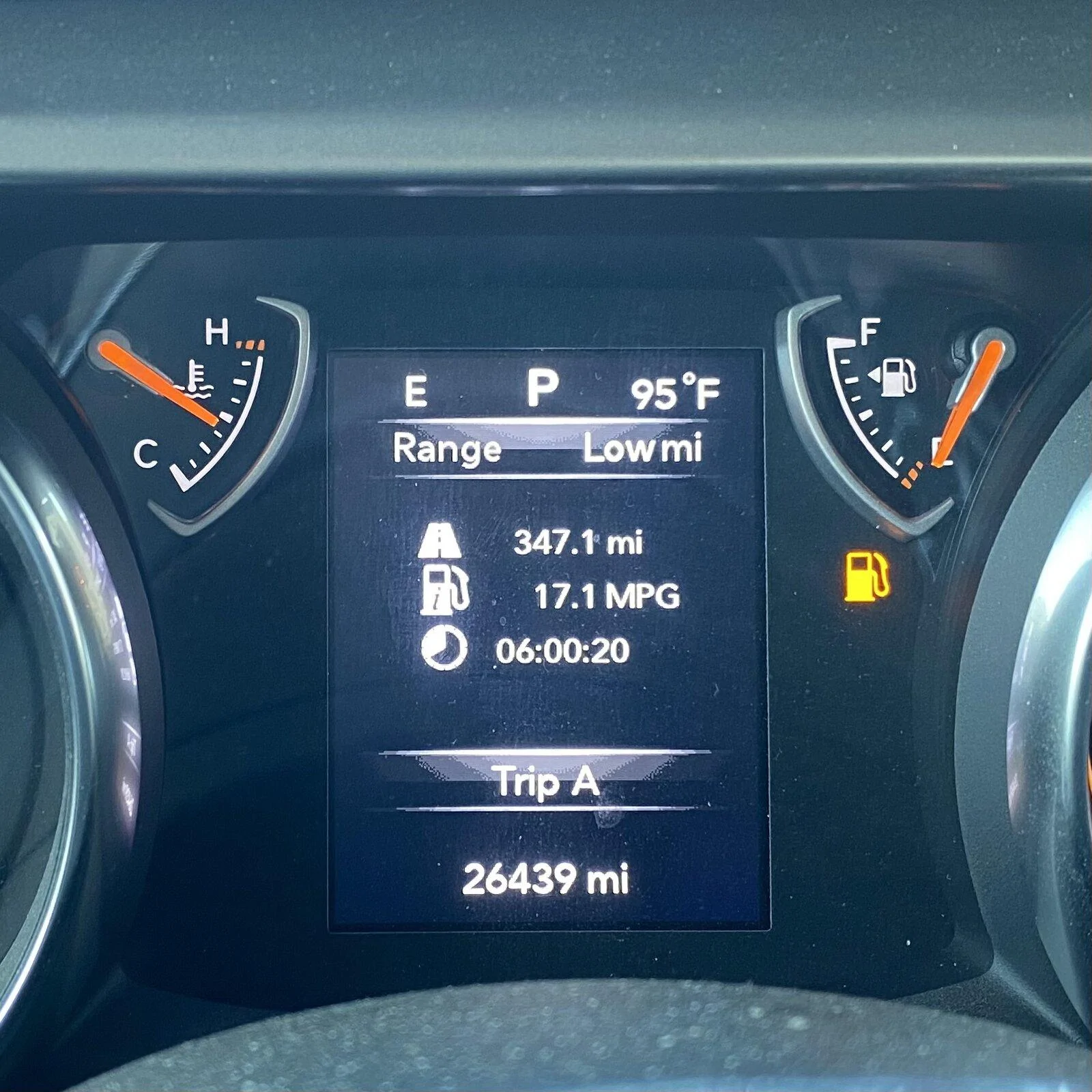 Jeep Gladiator On empty, how many more miles? 88EA1975-7DCA-47AE-8E46-4B0F0583AD5F
