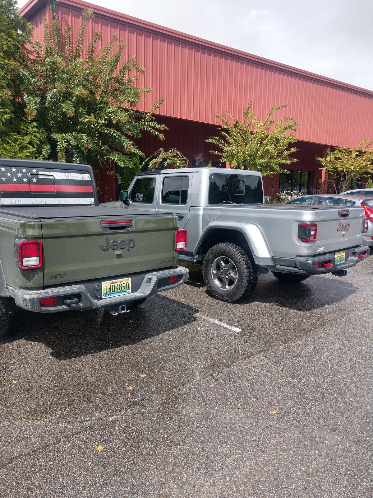 Jeep Gladiator Jeeps Parking Next To Jeeps IMG_20210918_113715195_HDR