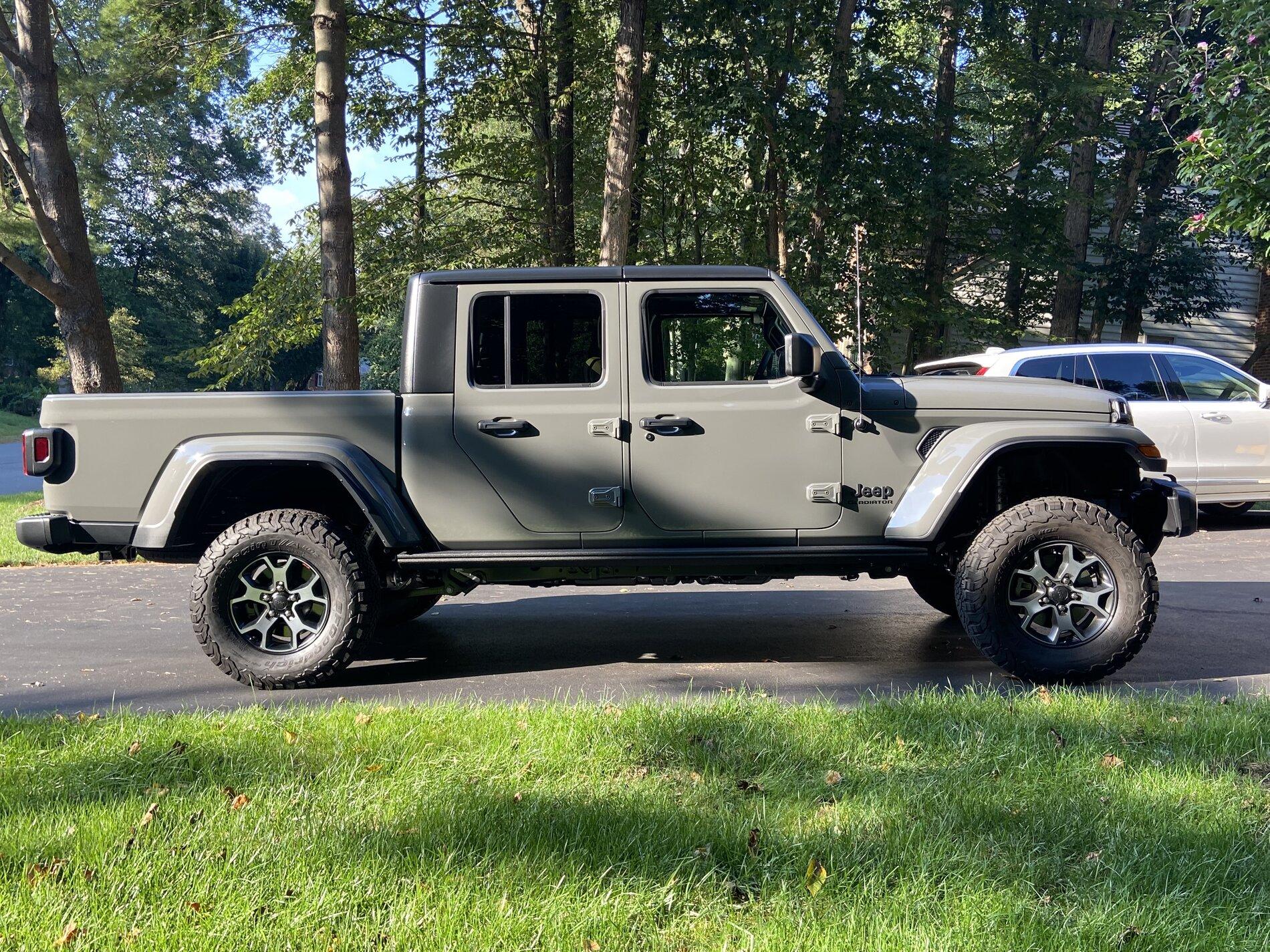 Jeep Gladiator Gladiators on Mopar 2" Lift Kit C3E51E54-E529-4116-960B-40E95C50F791