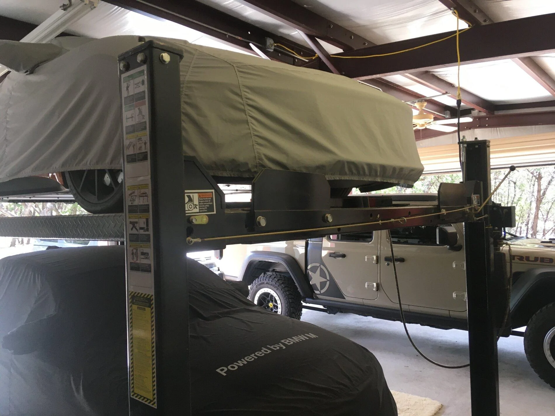 Jeep Gladiator Anyone here with a 4 post lift that they fit UNDER? IMG_5654