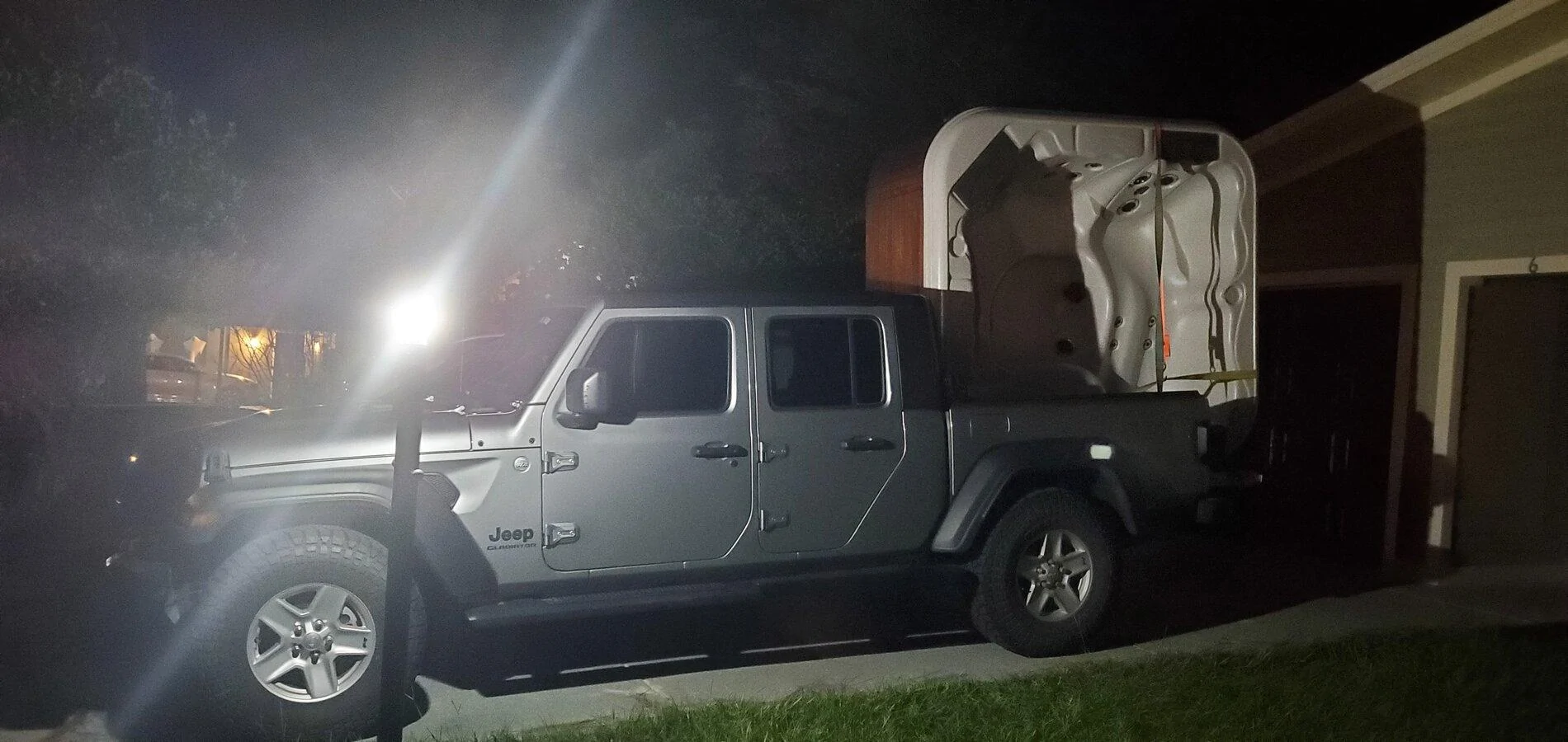 Jeep Gladiator What did you HAUL in your JT today? 20210917_210406