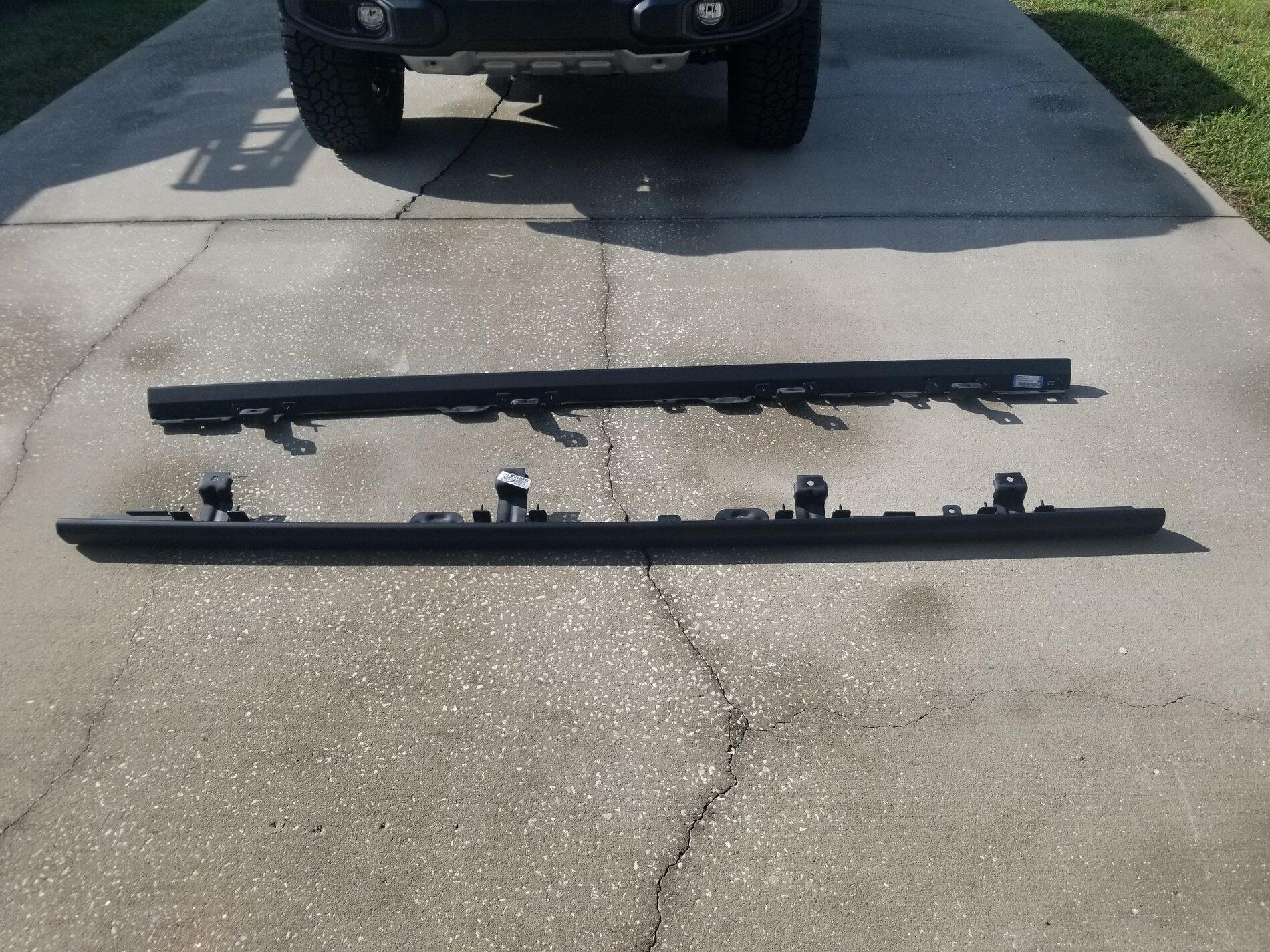 Jeep Gladiator OEM Rock Rails Takeoffs $100 20210919_095708