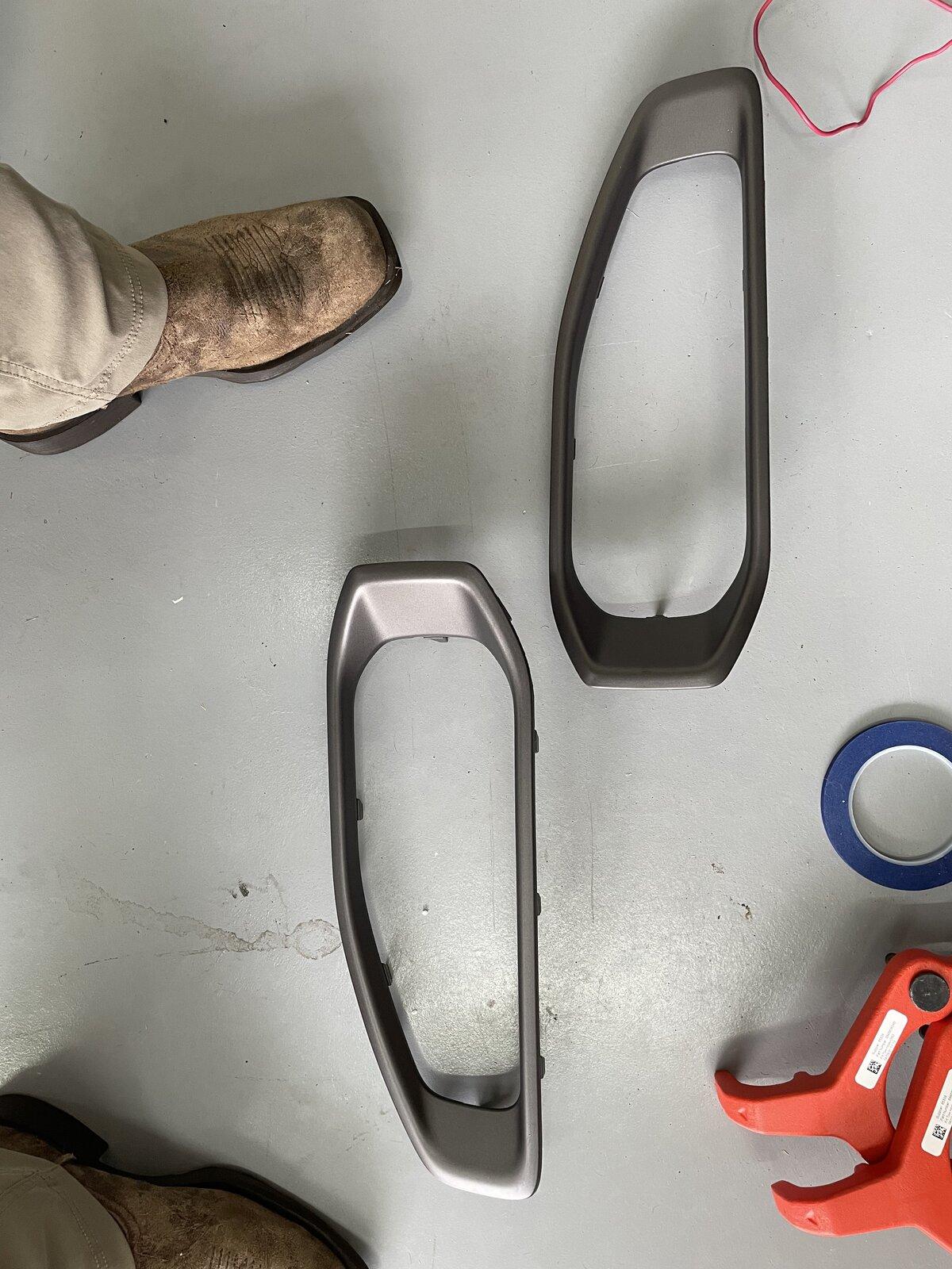 Jeep Gladiator Gray bumper inserts from Mojave 7F0DF297-B05F-4DFB-8F81-84CAEC1B5593