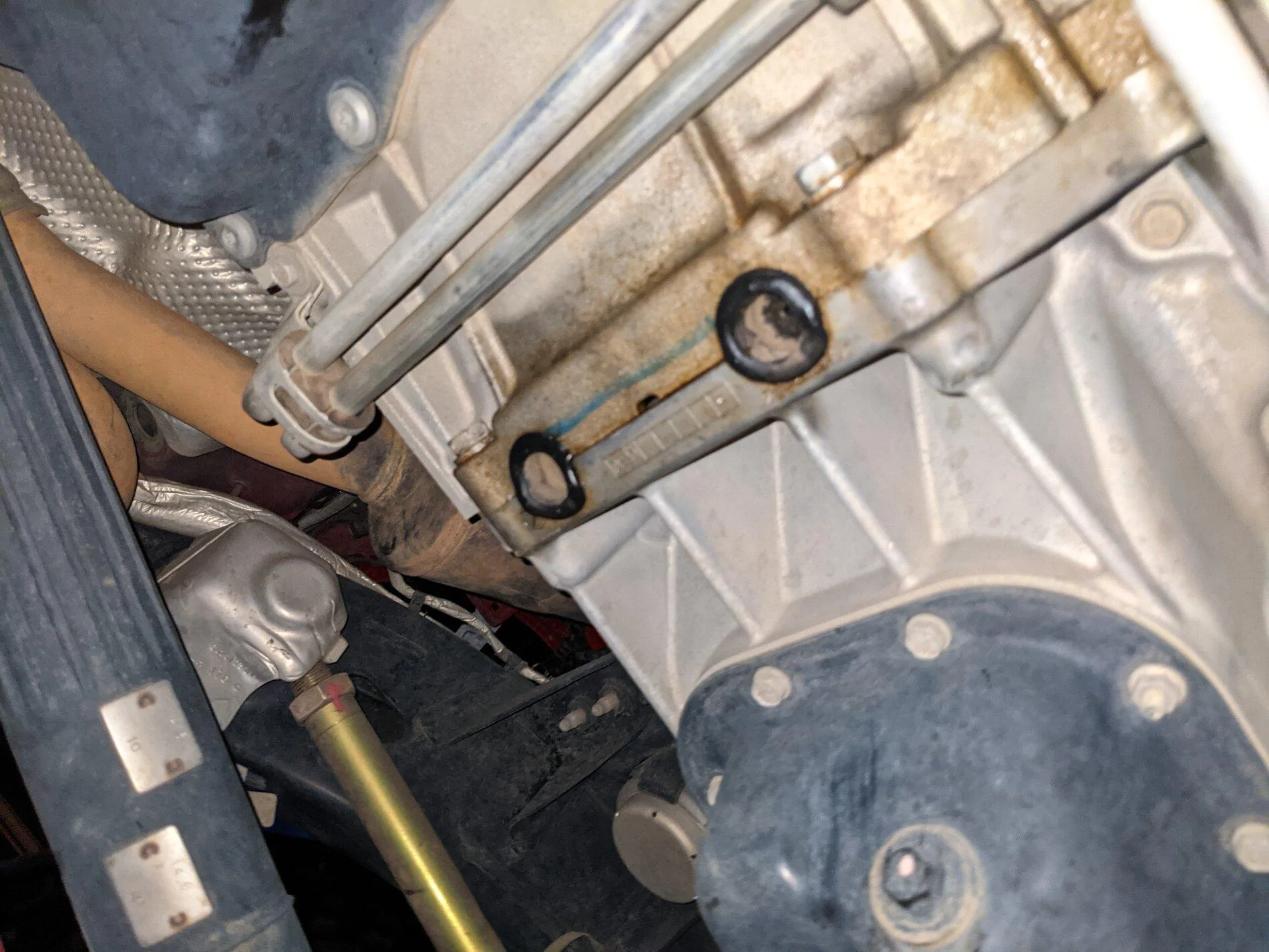 Jeep Gladiator Oil leak - rear main seal it seems PXL_20210919_235729148