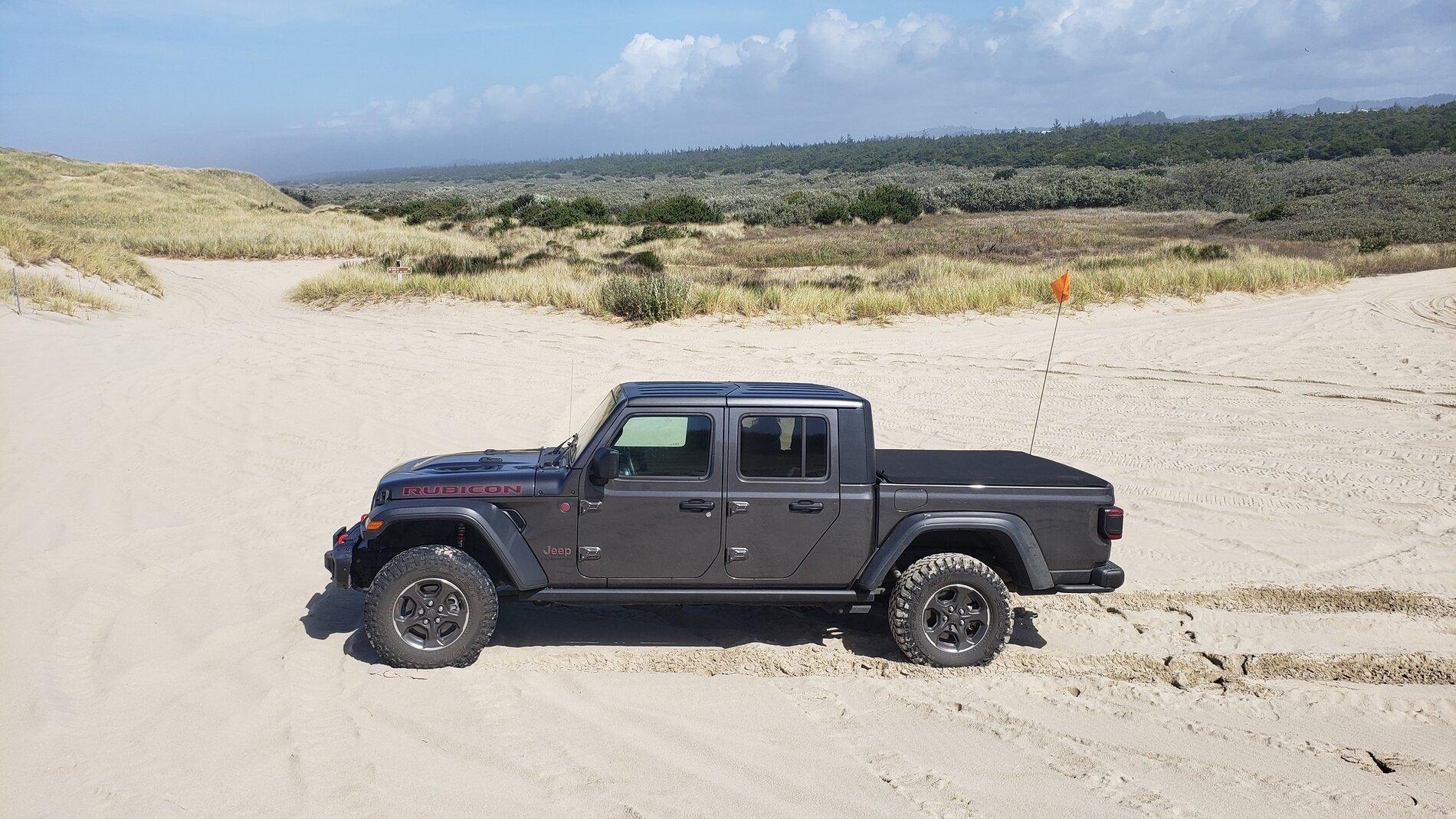 Jeep Gladiator Oregon Coast 20210919_123916