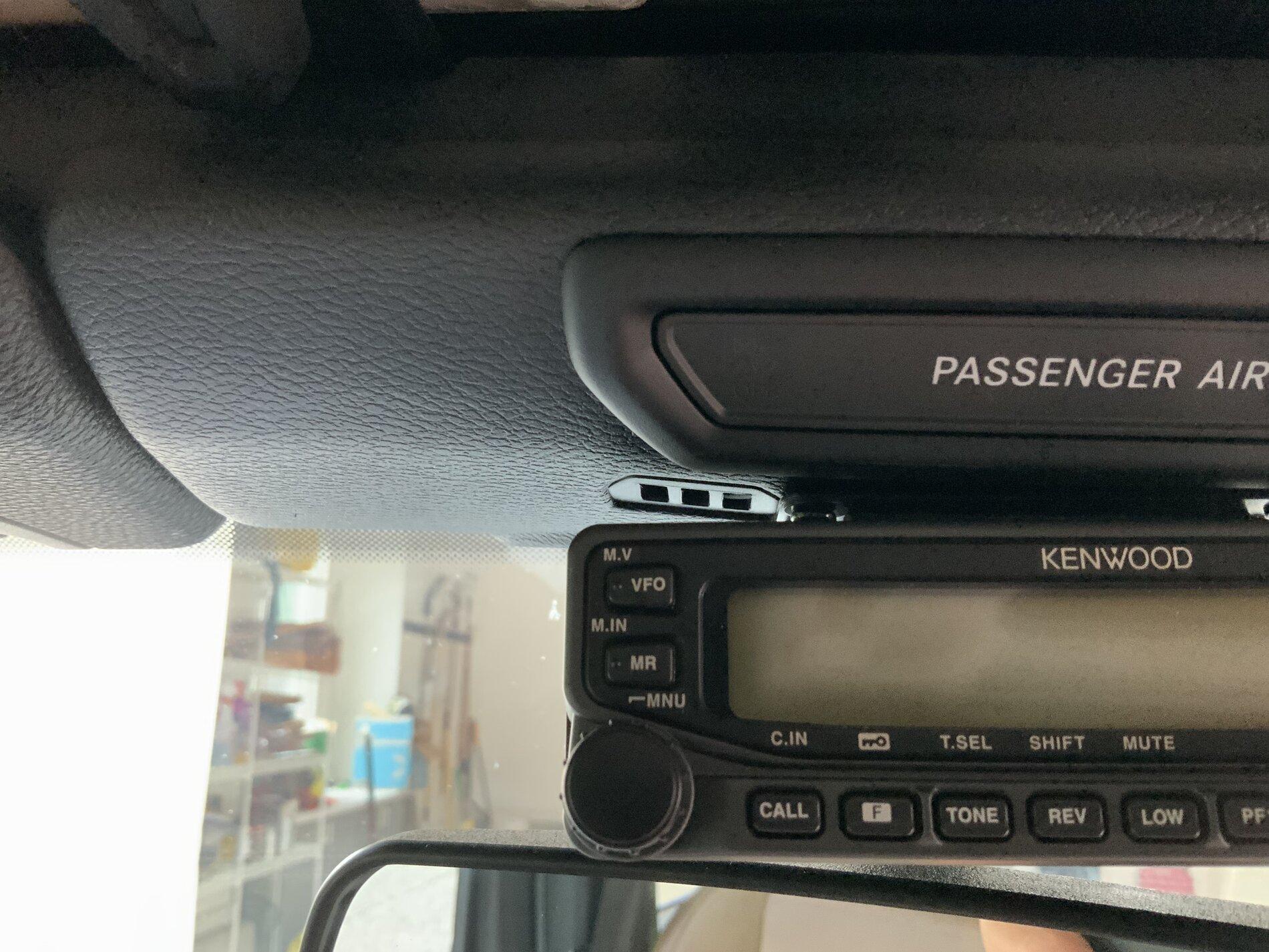 Jeep Gladiator Where is the hands free microphone? 4FFCA0E8-C193-4F75-94DA-09C554F19082