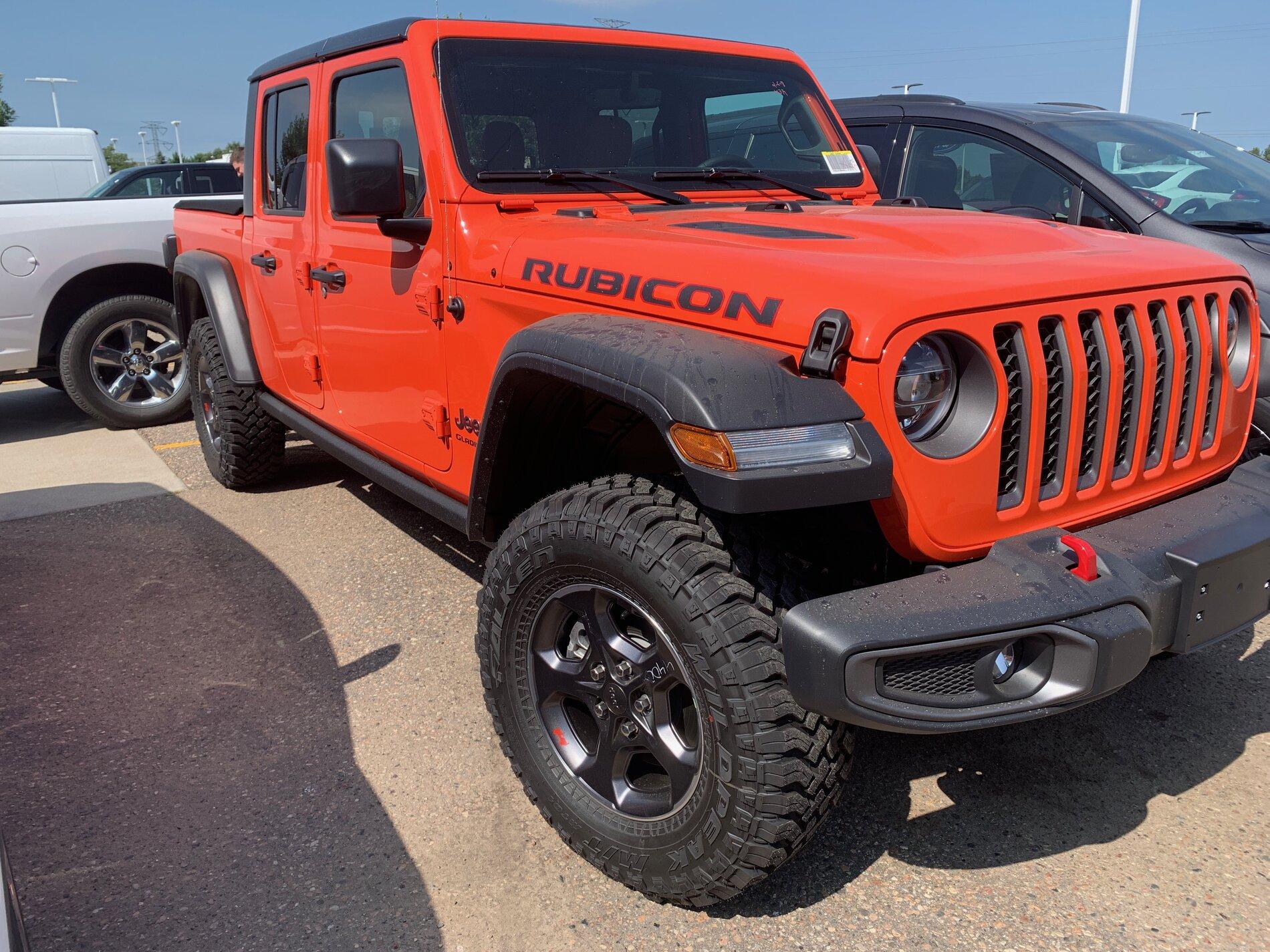 Jeep Gladiator 2020 Punk’n Rubicon FA1E2E93-8D71-443C-828B-DD5526F82F40