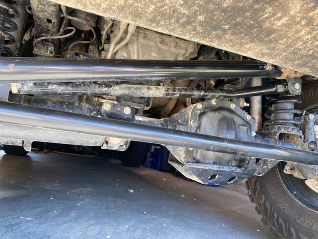 Jeep Gladiator TSB for steering bx completed, added 1.5" to front? image1