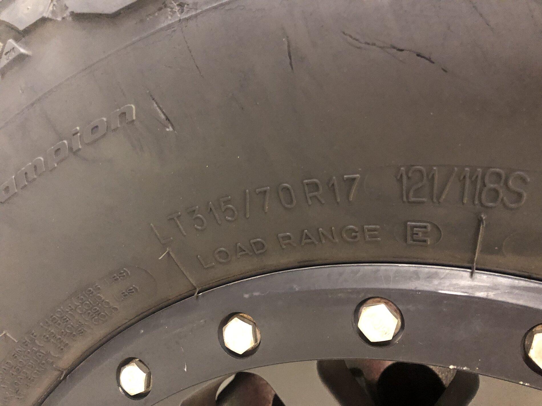 Jeep Gladiator Method wheels and bf Goodrich tires 6912AE2F-A3D9-4A1D-8B99-E4714A3C81E3
