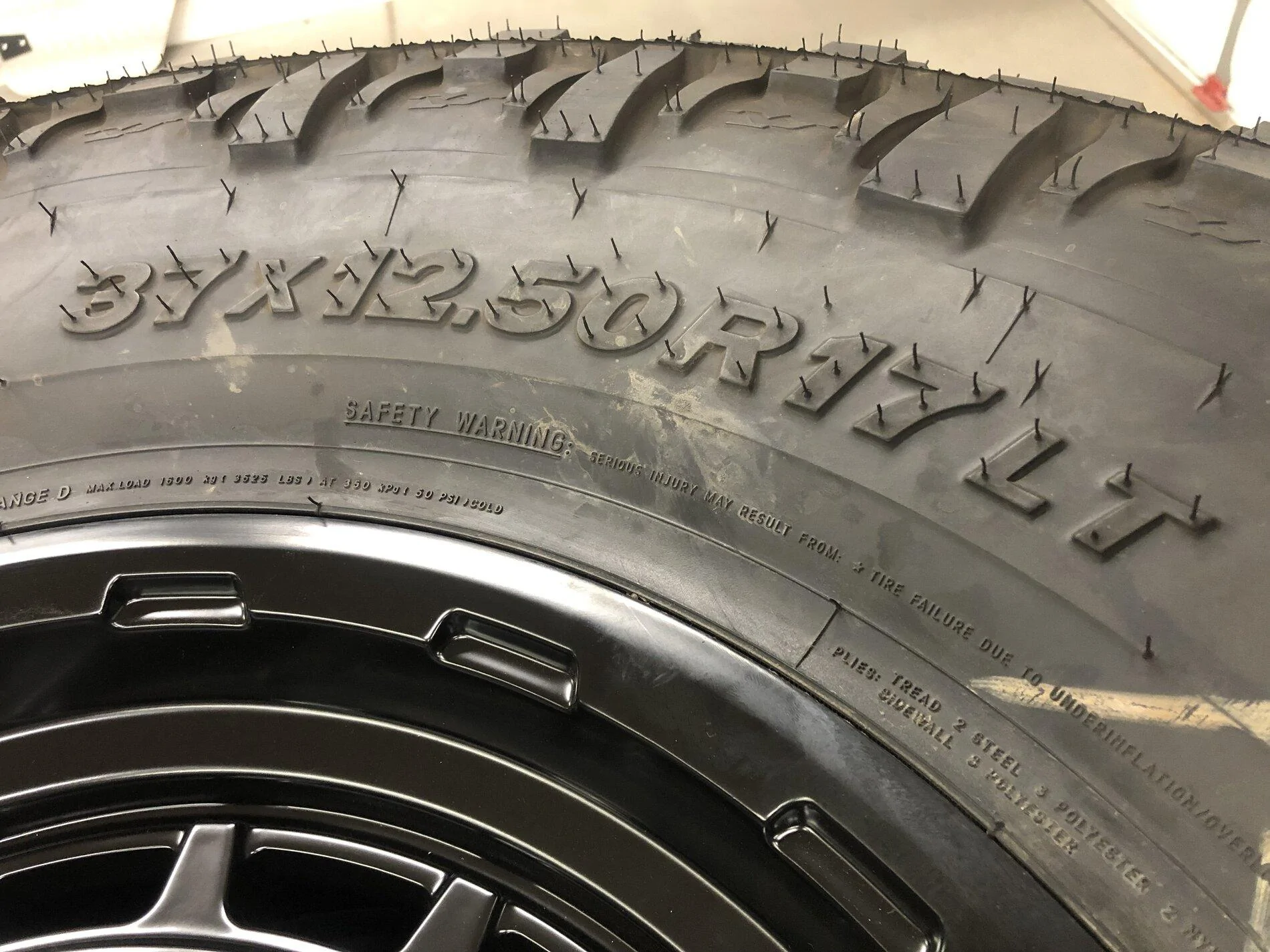 Jeep Gladiator Warn jackhammer with nitto trail grappler 37s B60CC8D4-330A-4565-A641-EAE4336F4218
