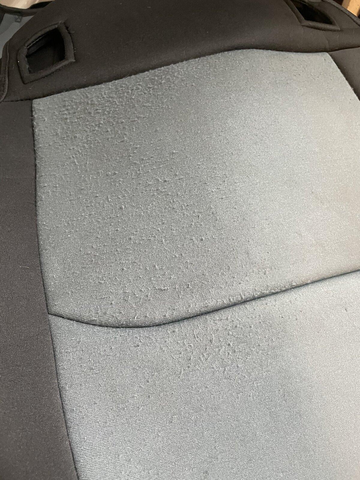 Jeep Gladiator Diver Down seat covers (charcoal) 0F17B7D2-BBF1-44FA-B39B-50EBEE5595EA